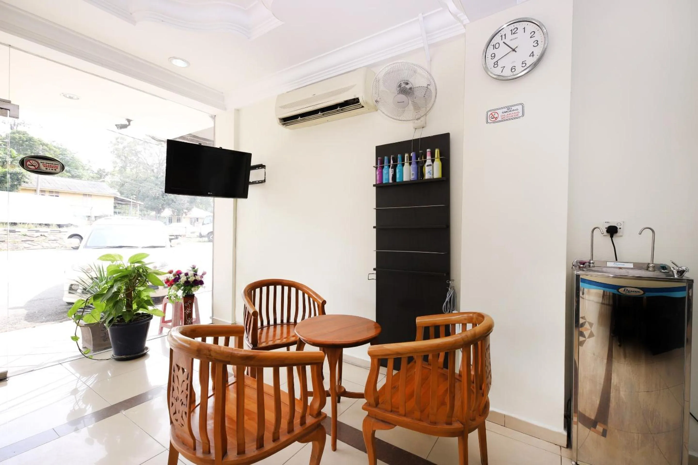 Lobby or reception in Hotel O Bahau Near Taisho Mountain Formerly Sri Mutiara Bahau