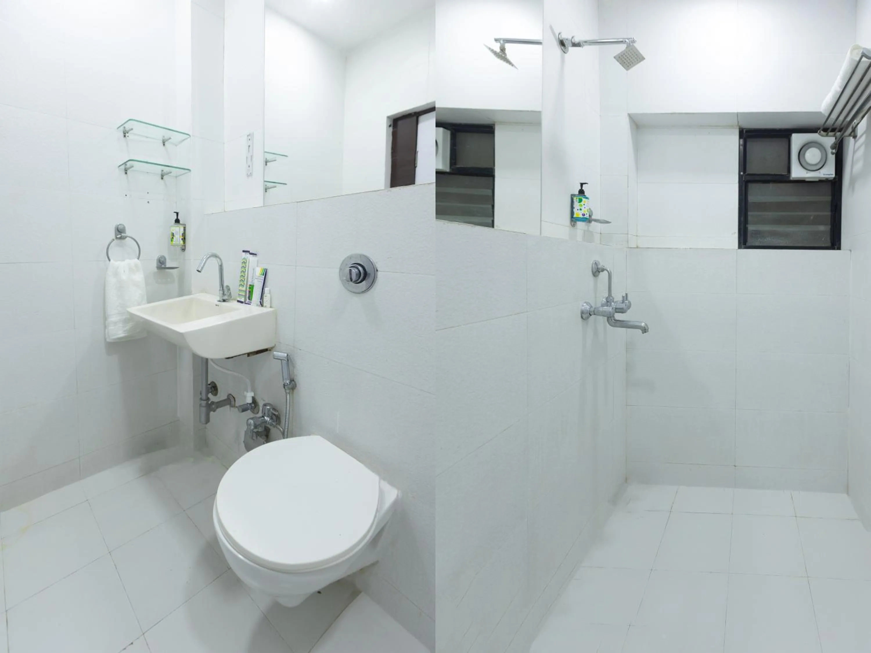 Bathroom in Treebo Shembekars Inn