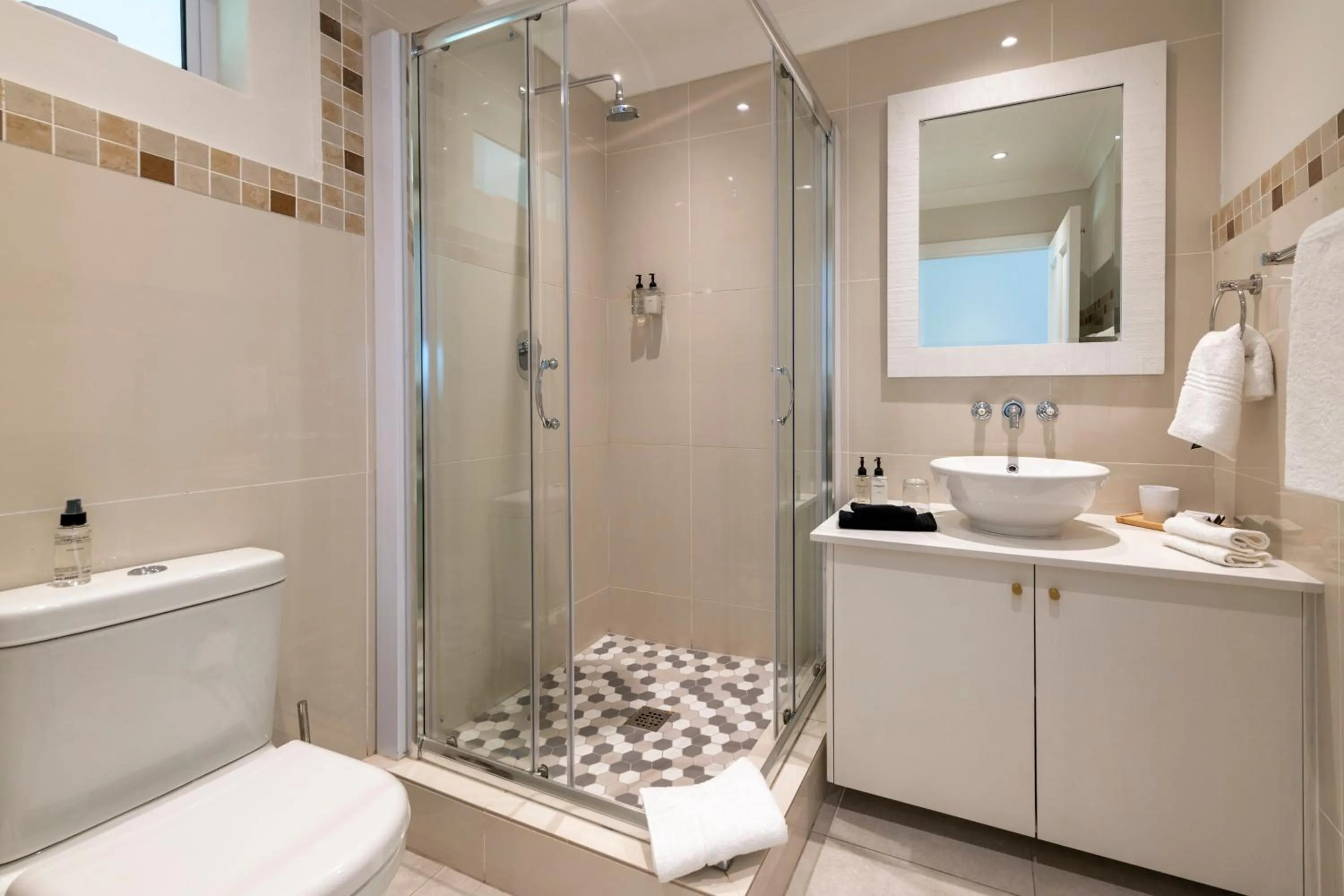 Hide-Away Guest House