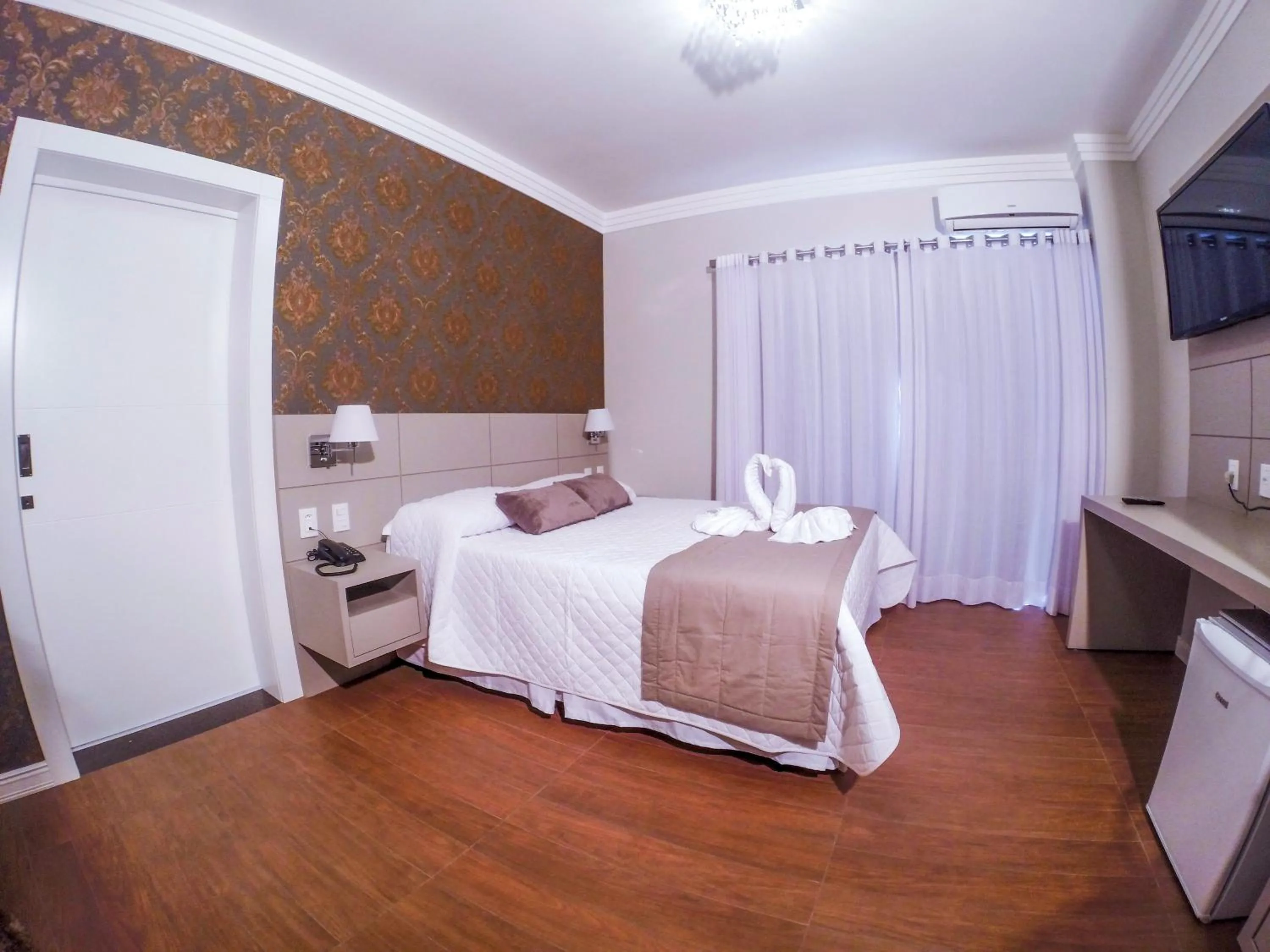 Bedroom, Bed in Seville Park Hotel