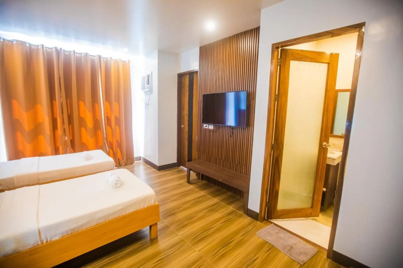 Deluxe Double or Twin Room in Hotel NaeR