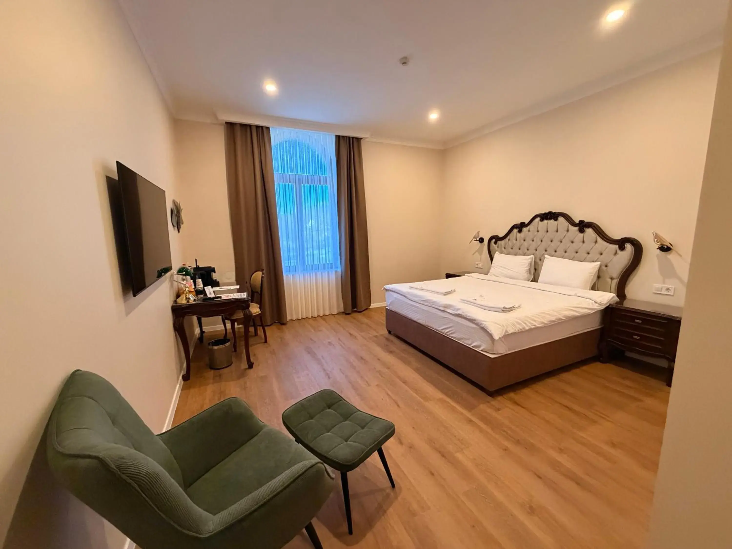 Deluxe Double Room in Promenaden Hotel Deluxe Double Room in Promenaden Hotel
