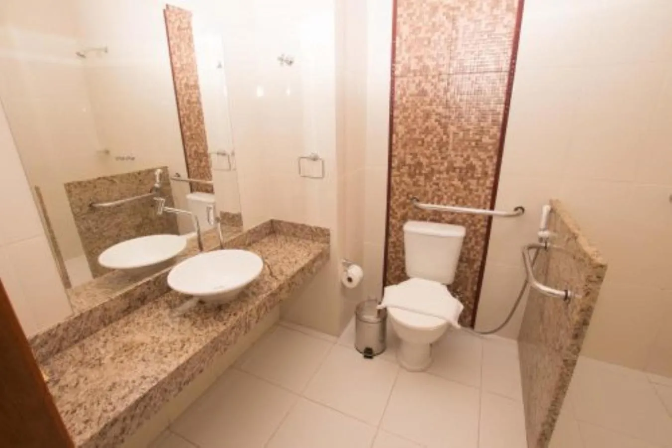 Bathroom in Hotel Vale Do Xingu