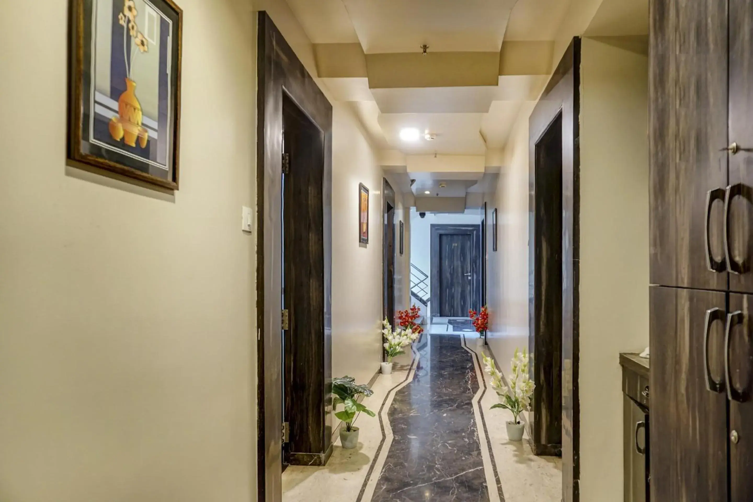 Lobby or reception in Super Townhouse OAK Regal Inn Near Sant Tukaram Nagar Metro Station Lobby or reception in Super Townhouse OAK Regal Inn Near Sant Tukaram Nagar Metro Station