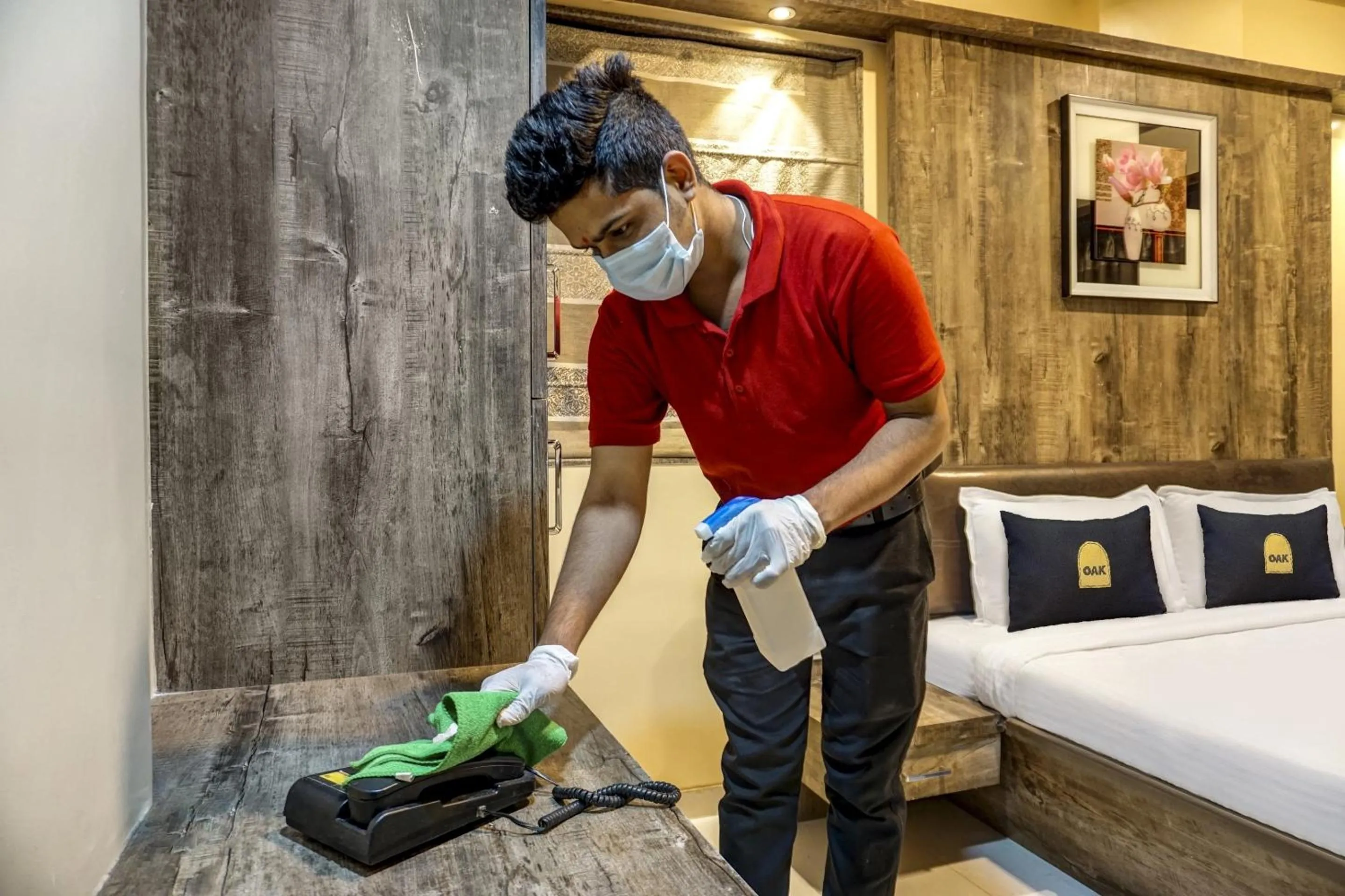 Other, Bed in Super Townhouse OAK Regal Inn Near Sant Tukaram Nagar Metro Station