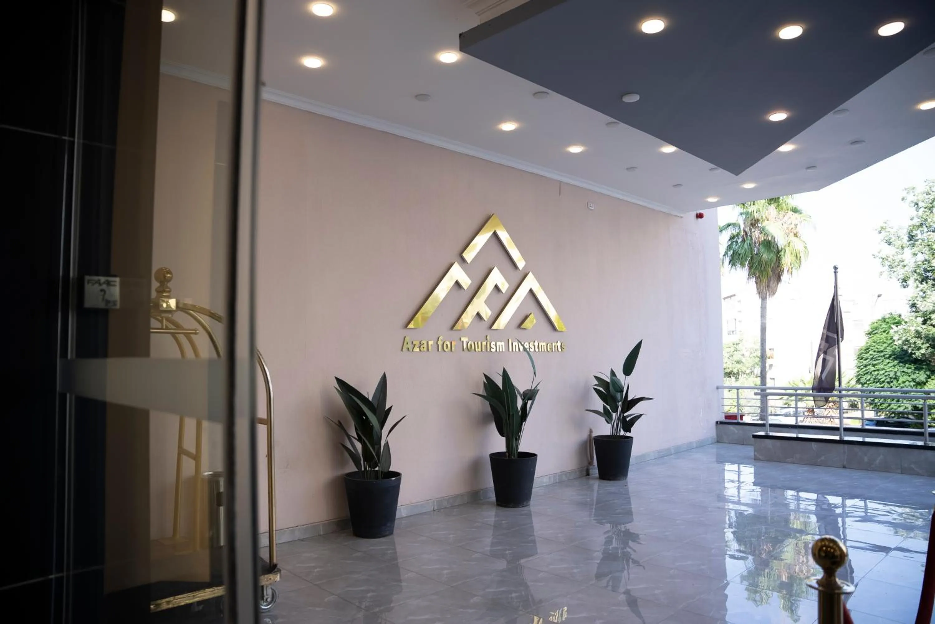 Day in Amman West Luxury Hotel By Azar