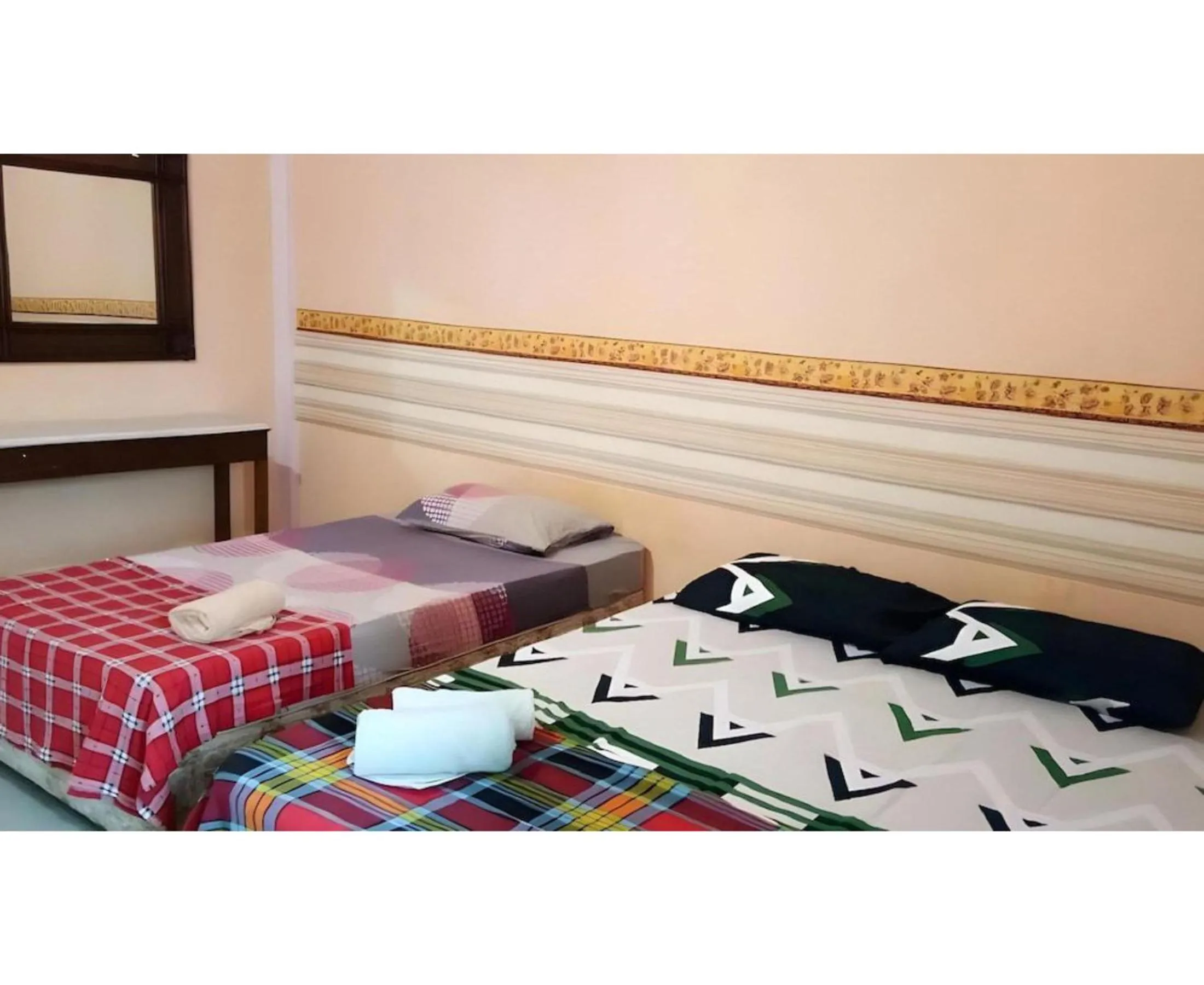 Bedroom, Bed in OYO 91245 Chenang Lodge Motel