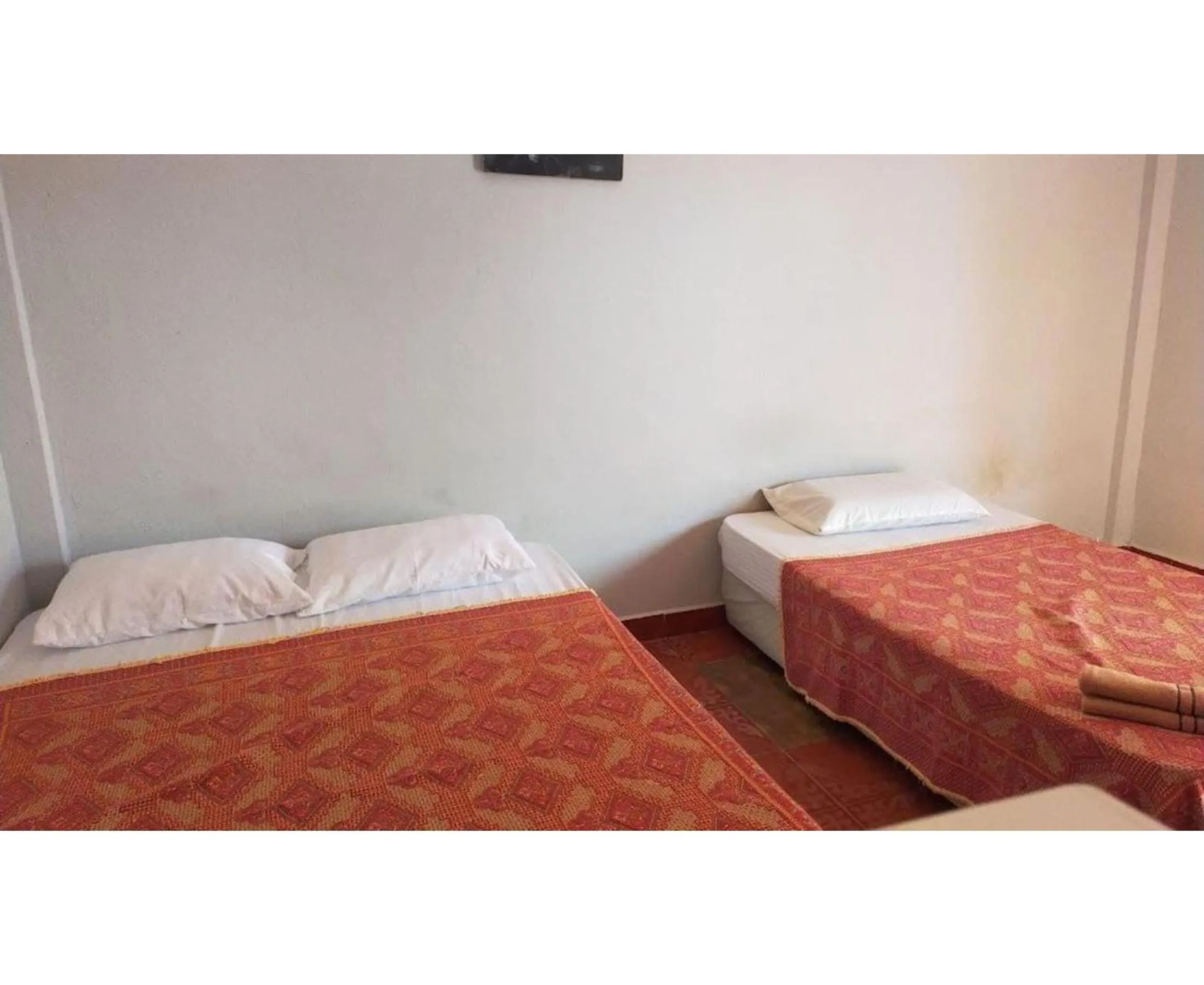 Bedroom, Bed in OYO 91245 Chenang Lodge Motel