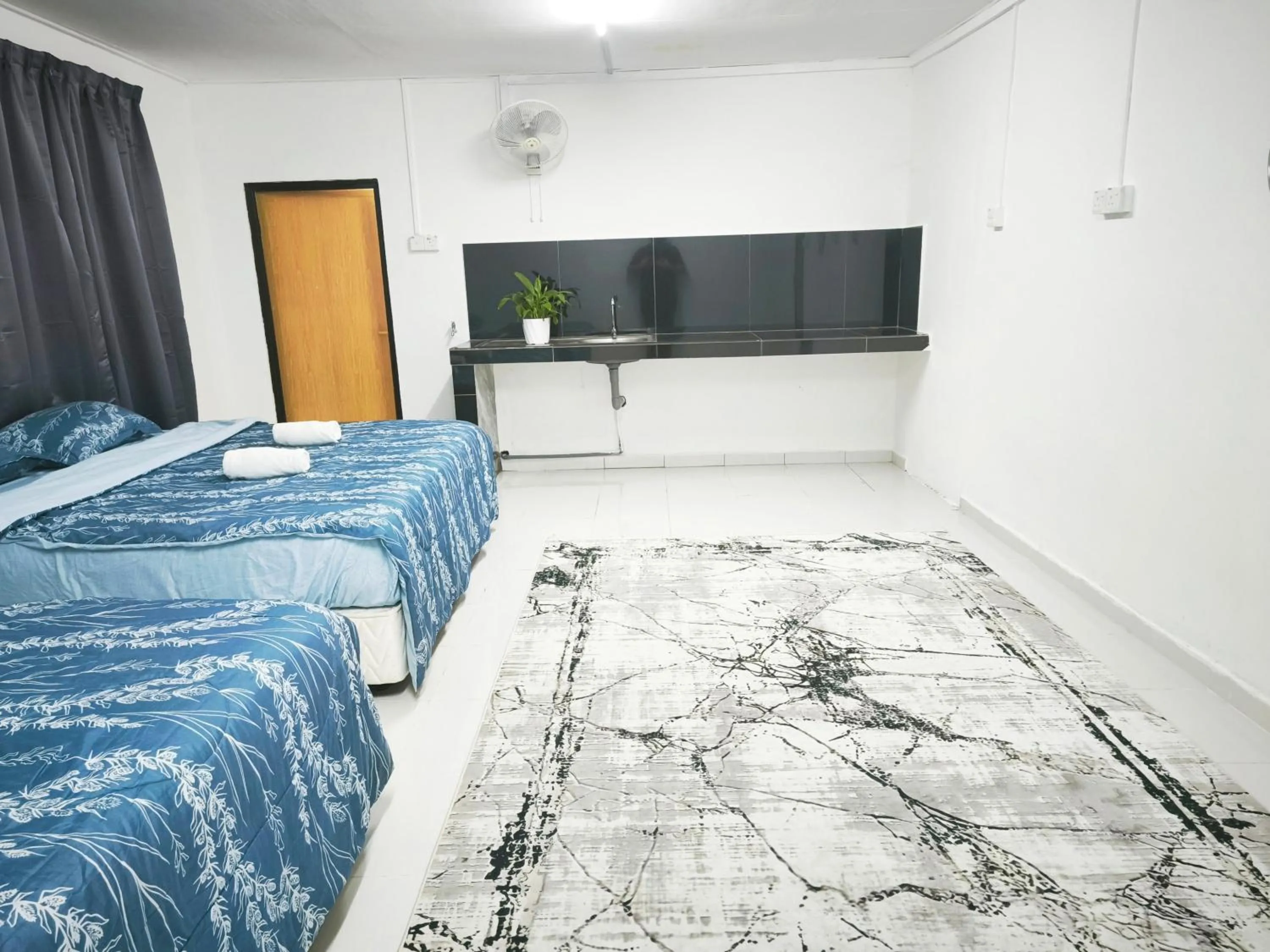Bedroom, Bed in OYO 91244 Aufa Chalet