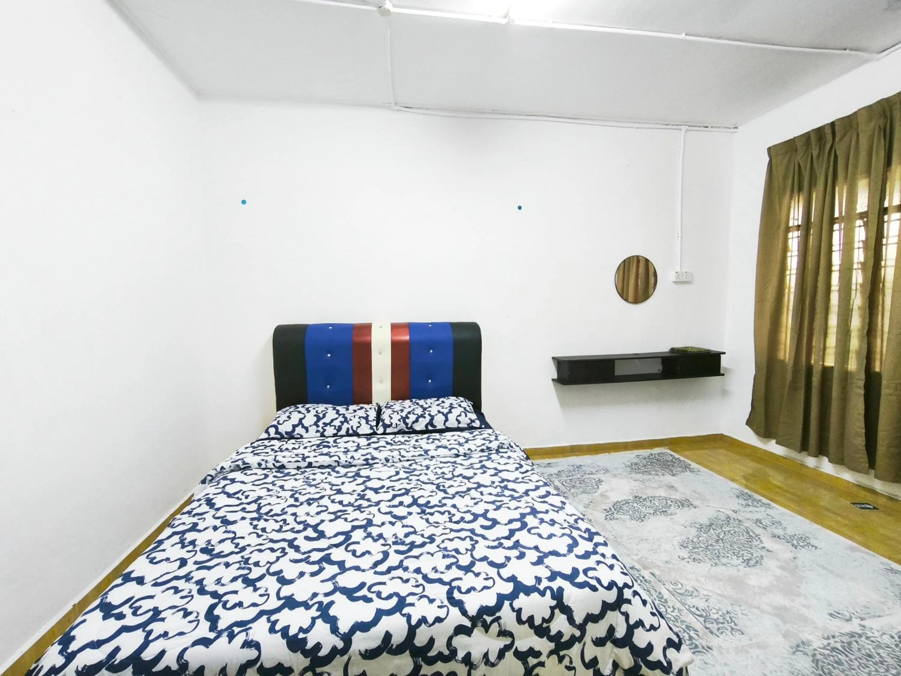 Bedroom, Bed in OYO 91244 Aufa Chalet