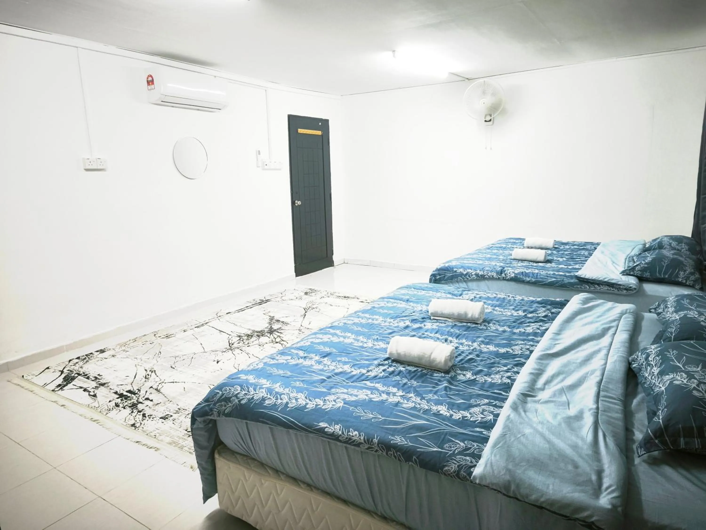 Bedroom, Bed in OYO 91244 Aufa Chalet