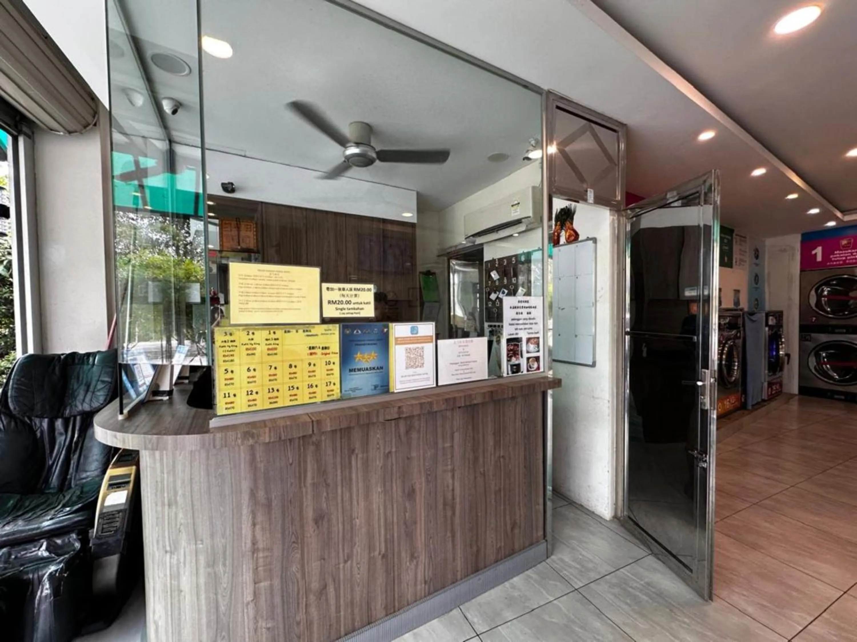 Lobby or reception in OYO 91242 Muar Golden Horse Hotel