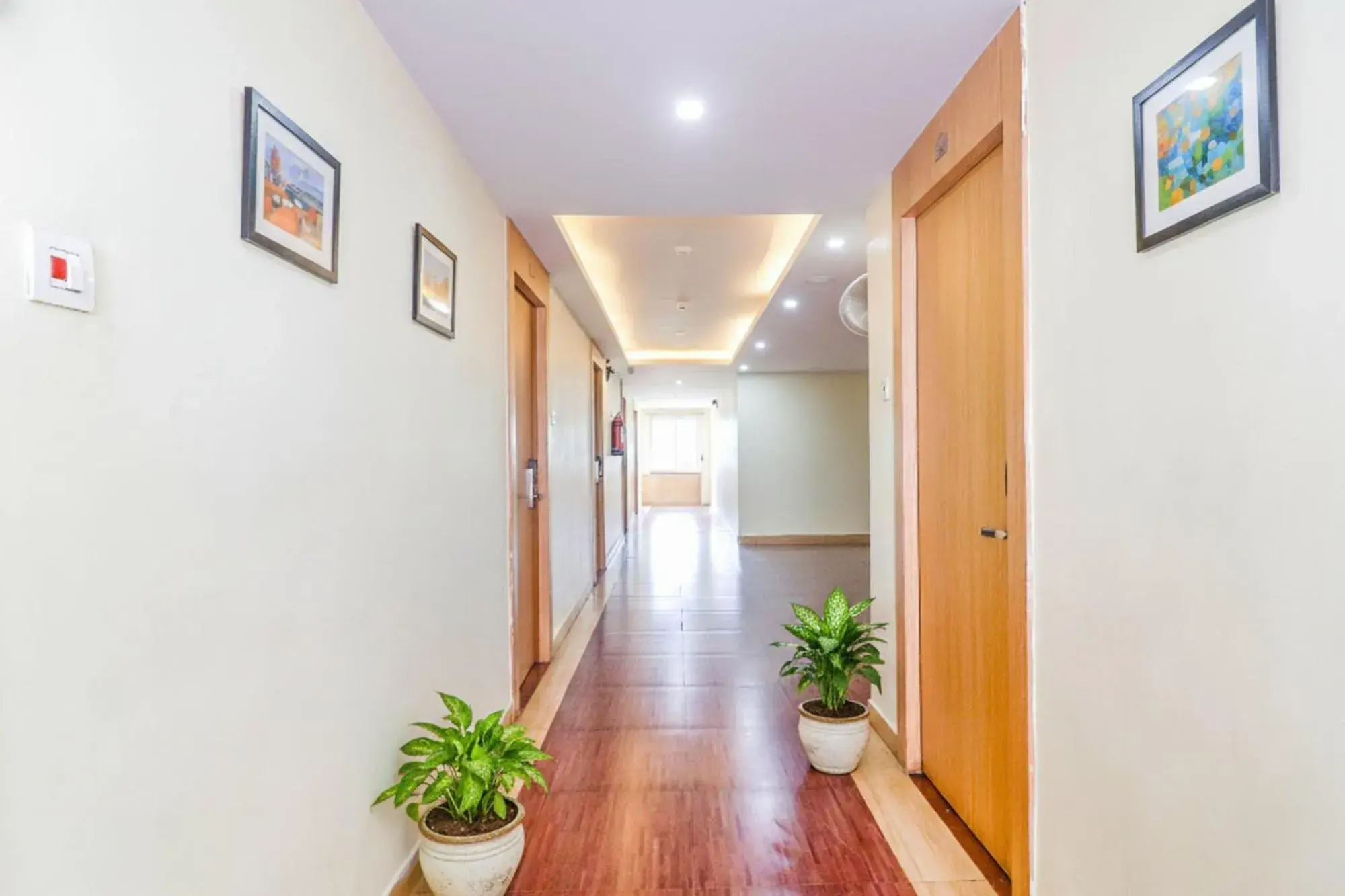 Lobby or reception in FabHotel Keerthi's Anupama - Nr Indira Gandhi Stadium Lobby or reception in FabHotel Keerthi's Anupama - Nr Indira Gandhi Stadium