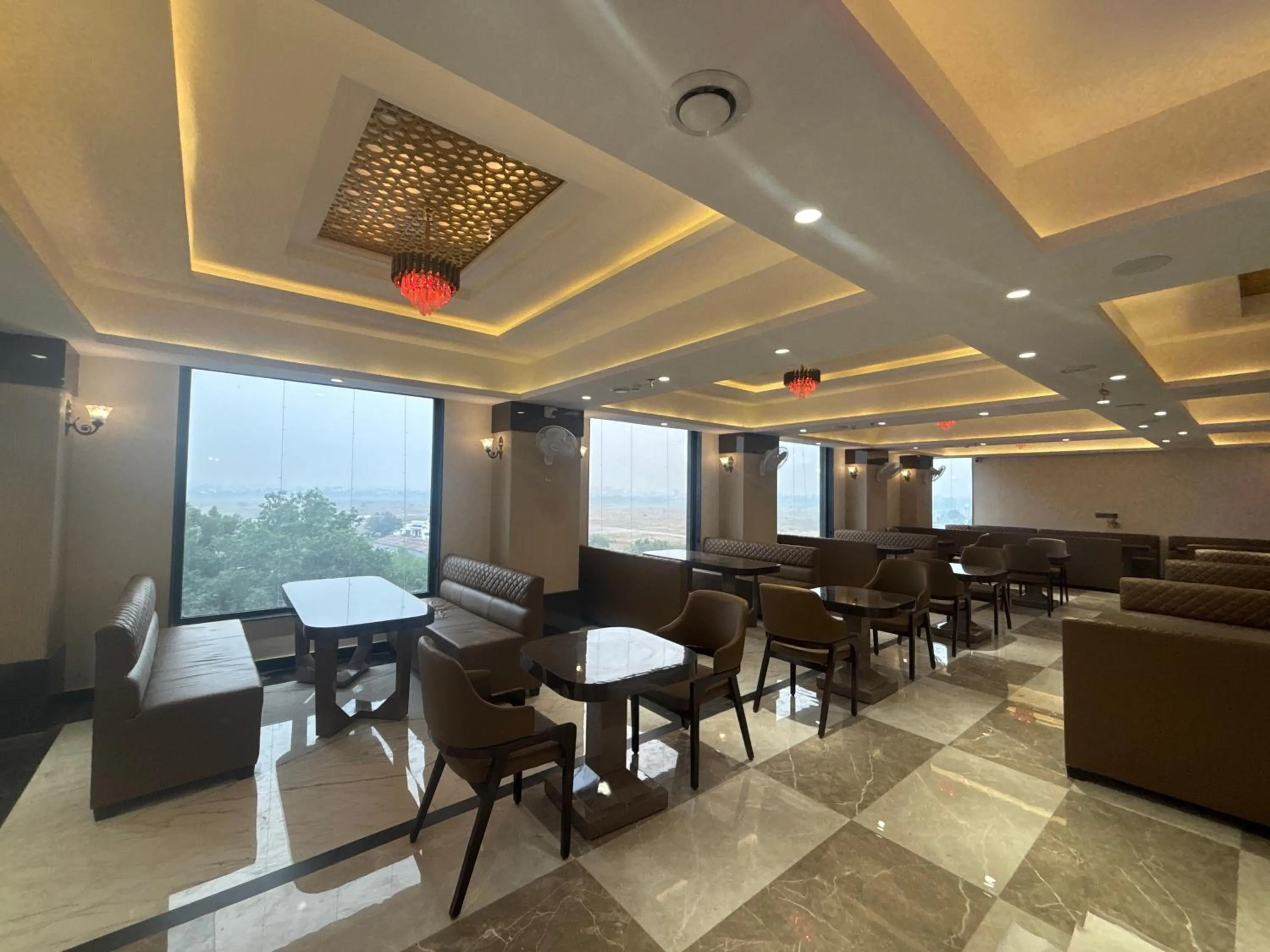 Hotel Amyra