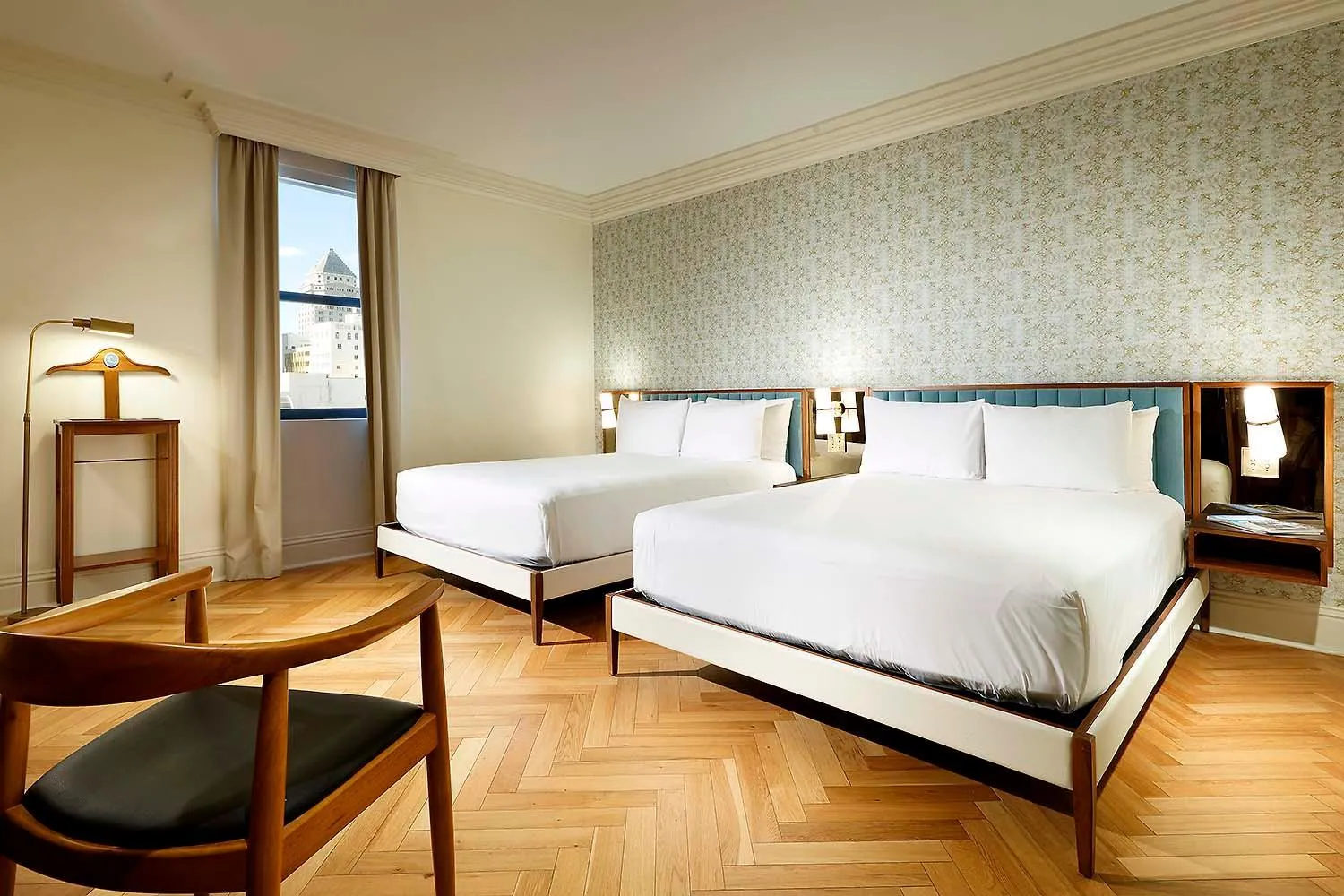 Bed in Eurostars Langford