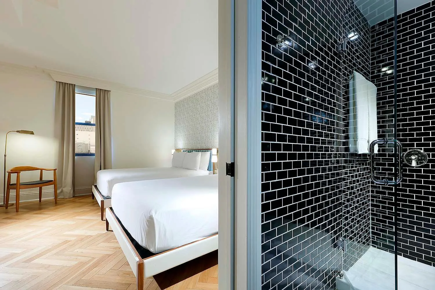 Bed in Eurostars Langford