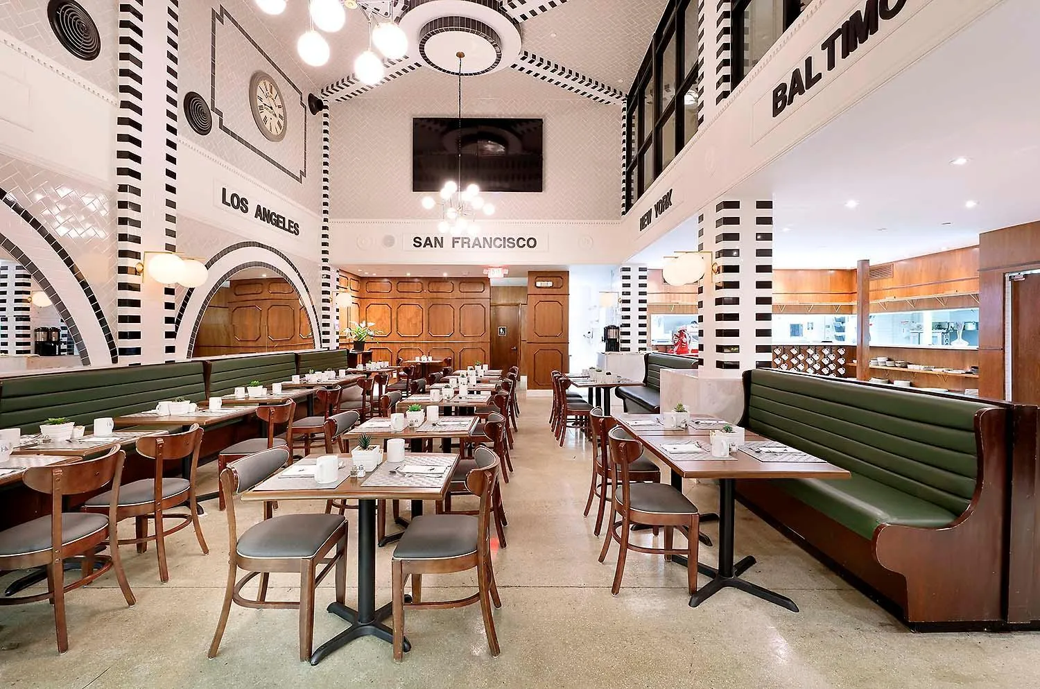 Restaurant/places to eat in Eurostars Langford