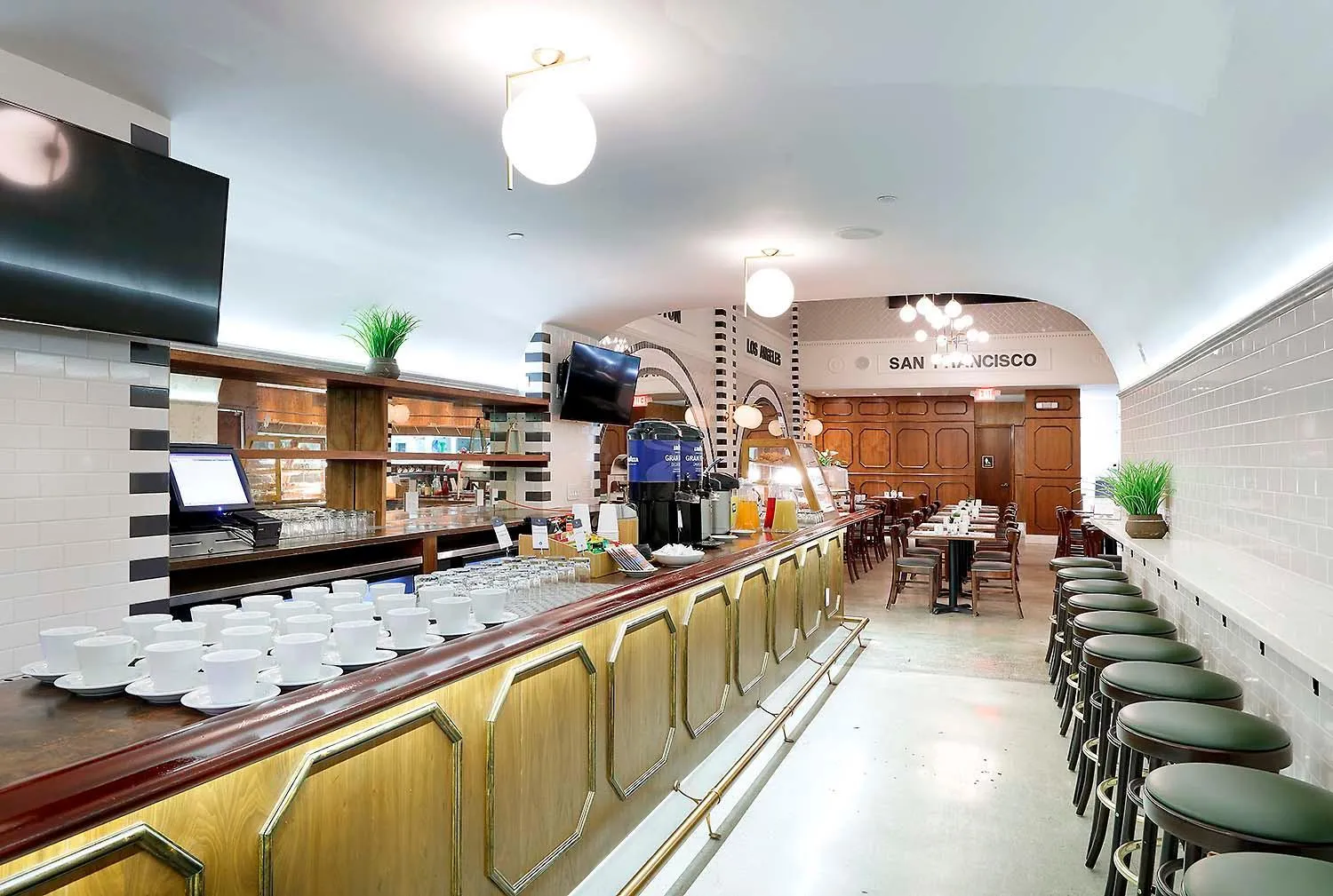 Restaurant/places to eat in Eurostars Langford