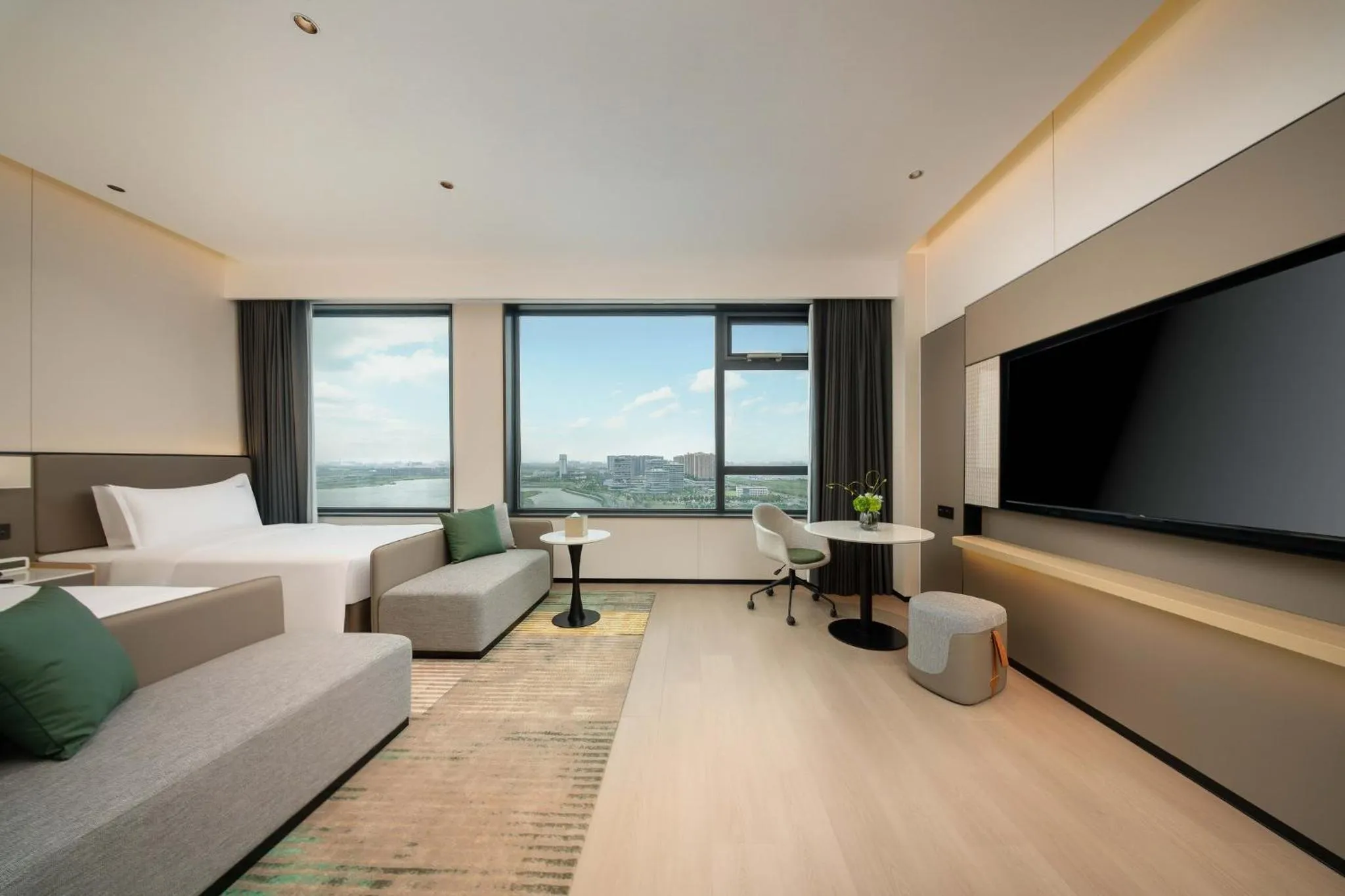 Photo of the whole room, Bed in Holiday Inn Suzhou North by IHG