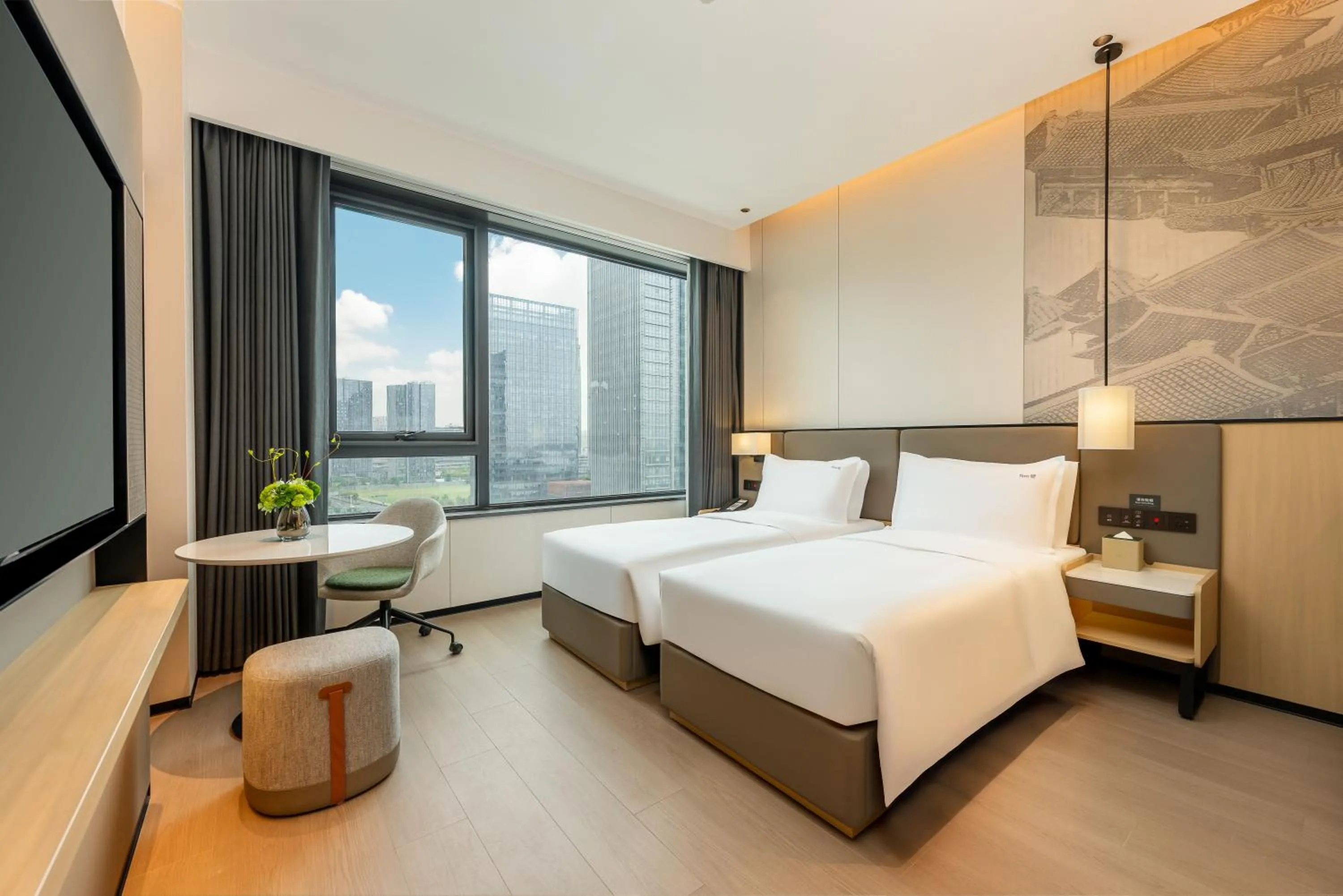 Property building, Bed in Holiday Inn Suzhou North by IHG