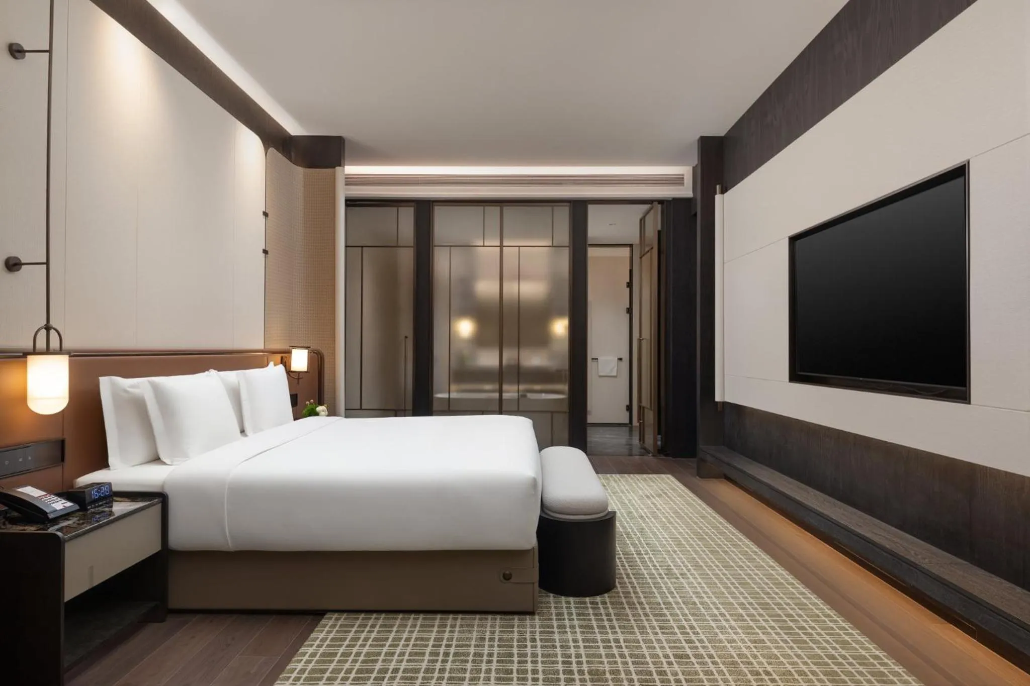 Photo of the whole room in Hualuxe Qidong