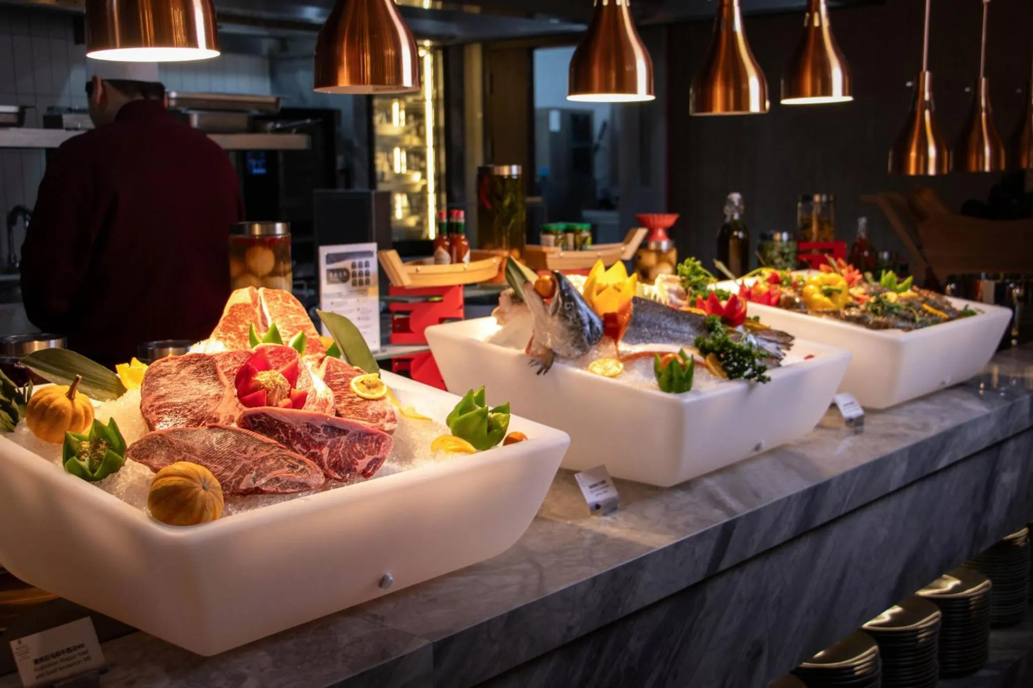 Restaurant/places to eat in Hualuxe Qidong