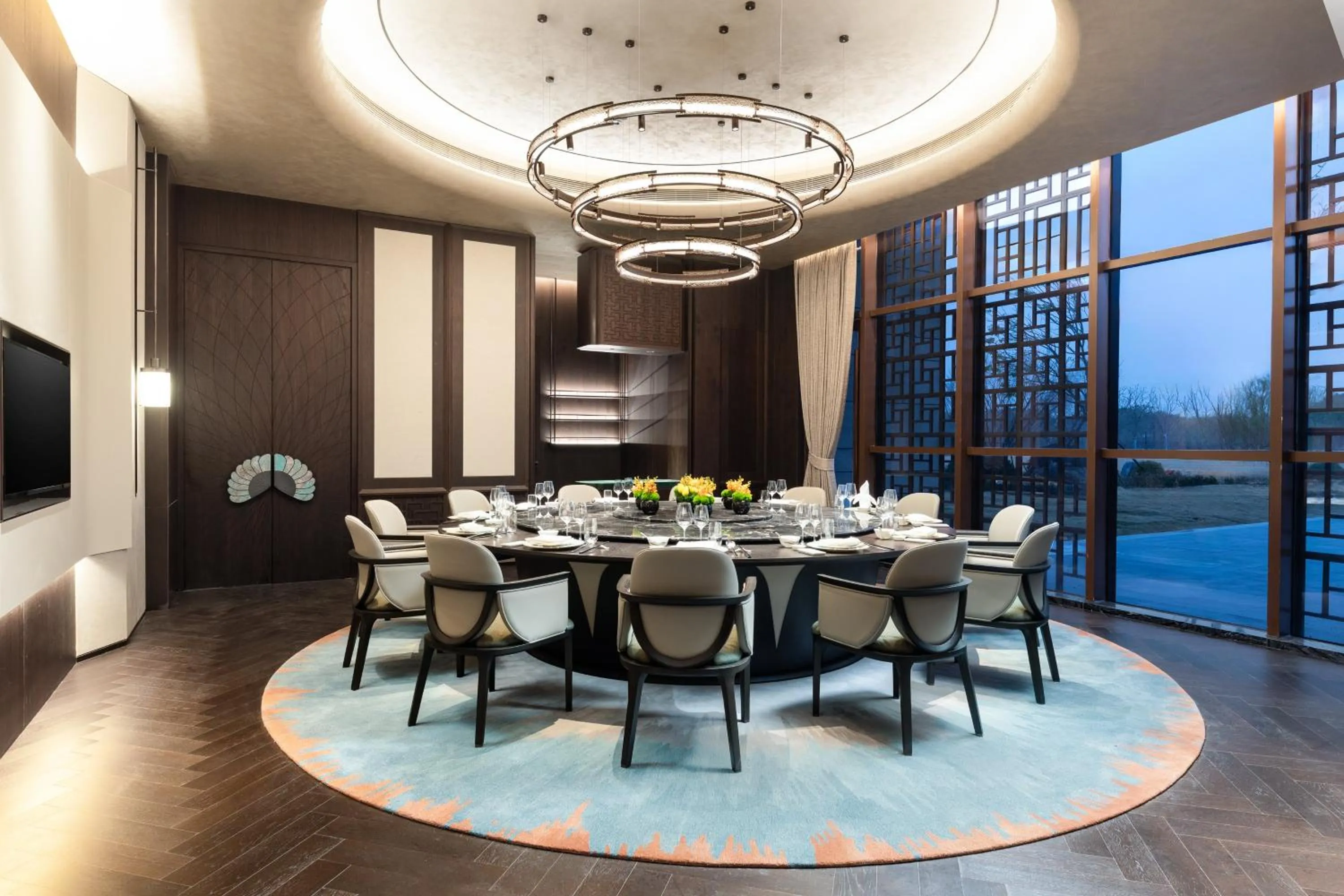 Restaurant/places to eat in Hualuxe Qidong