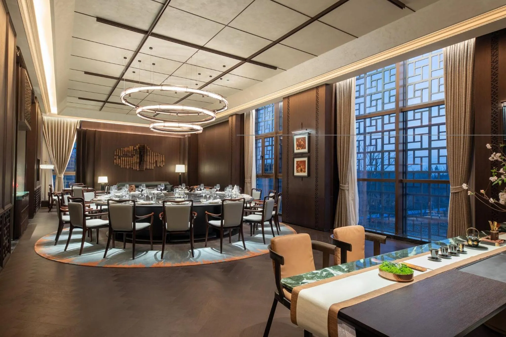 Restaurant/places to eat in Hualuxe Qidong