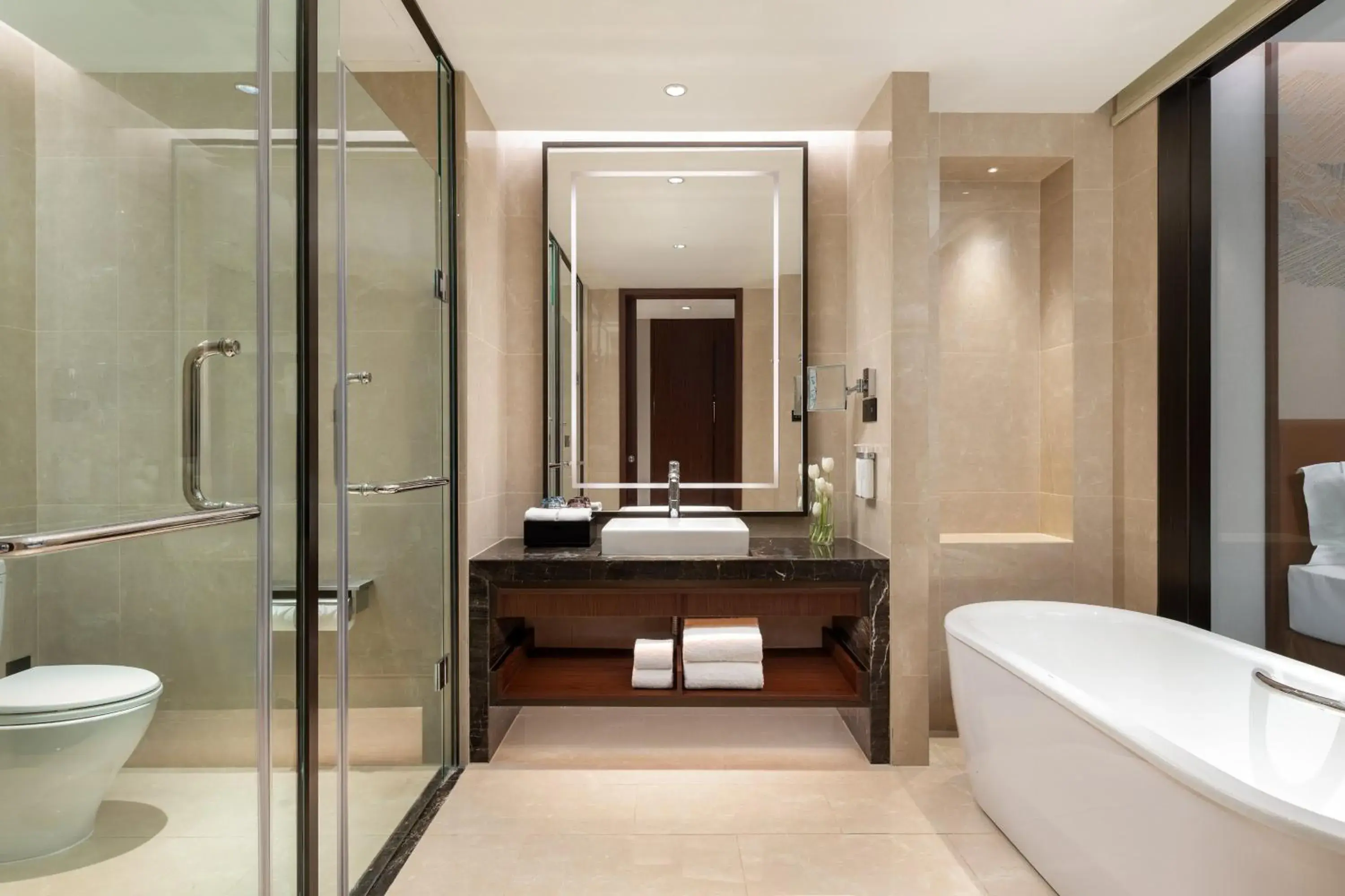 Standard King Room - Accessible in 启东华邑酒店 Standard King Room - Accessible in 启东华邑酒店