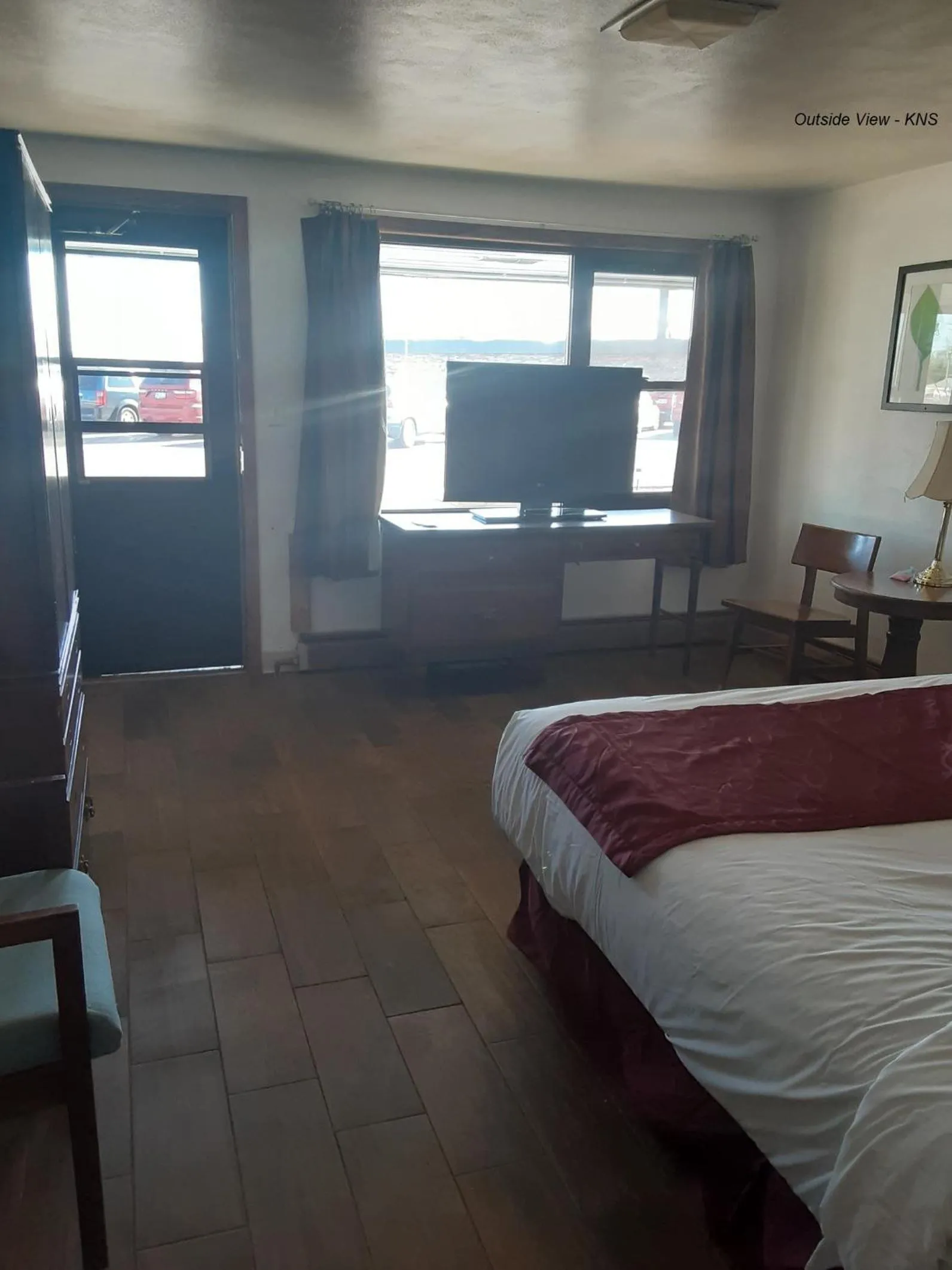 Photo of the whole room, Bed in Hotel Blue Top Inn