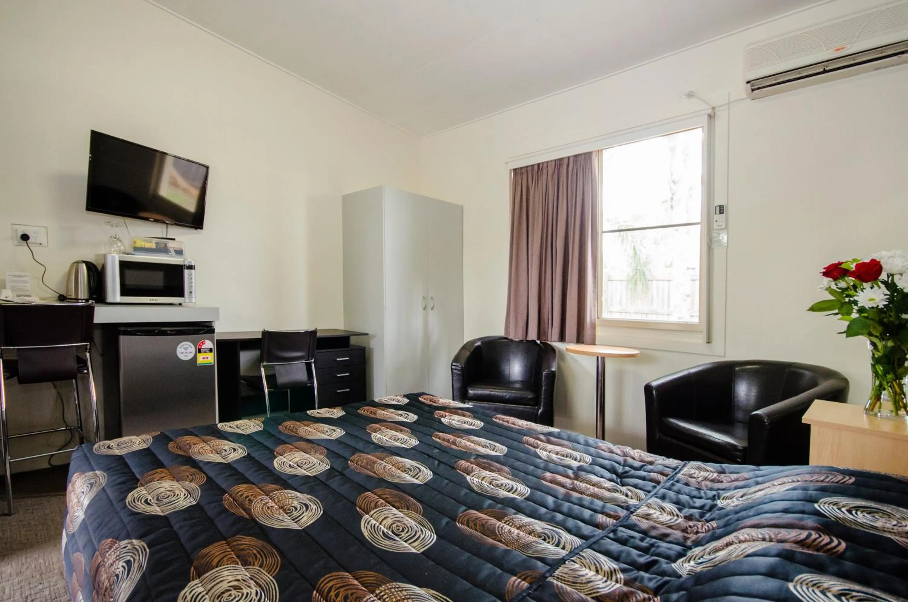 Bed in Biloela Countryman Motel