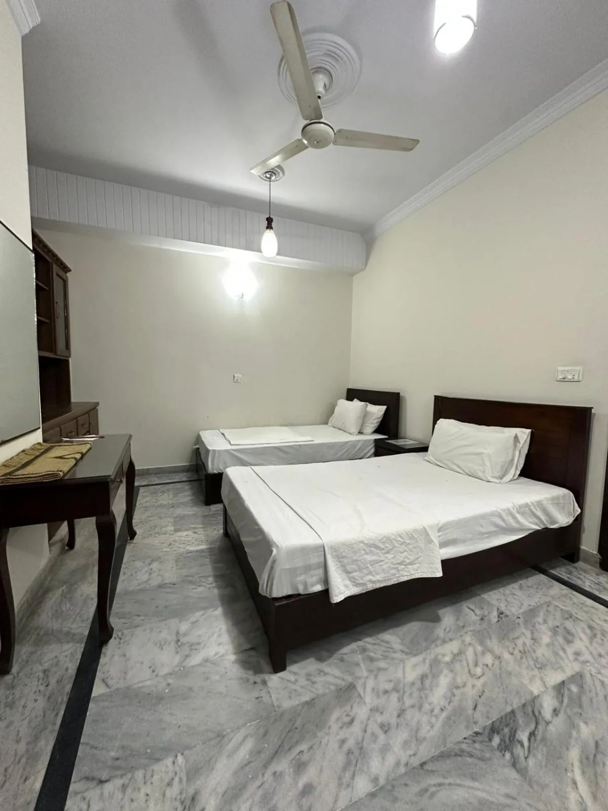 Bed in AK Rezidor Guest House