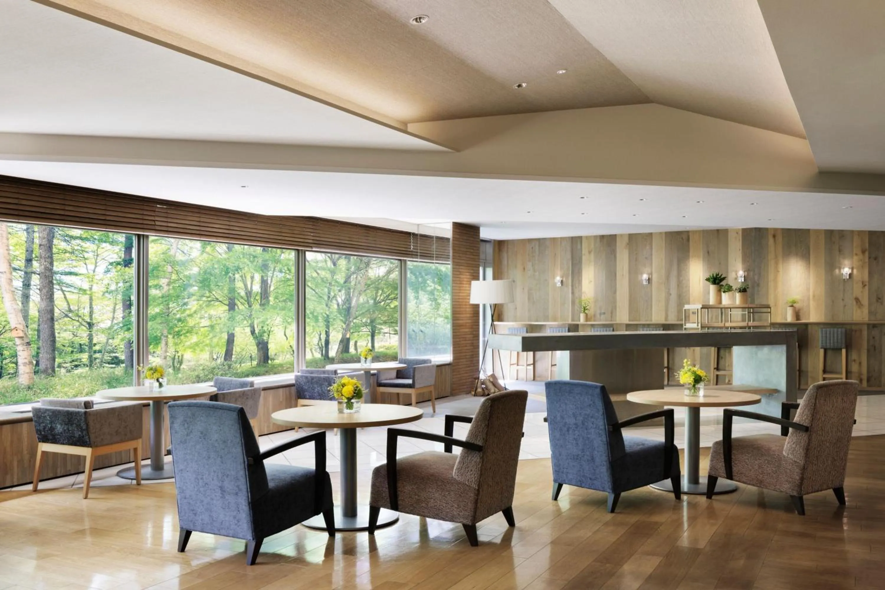 Lounge or bar in Fuji Marriott Hotel Lake Yamanaka