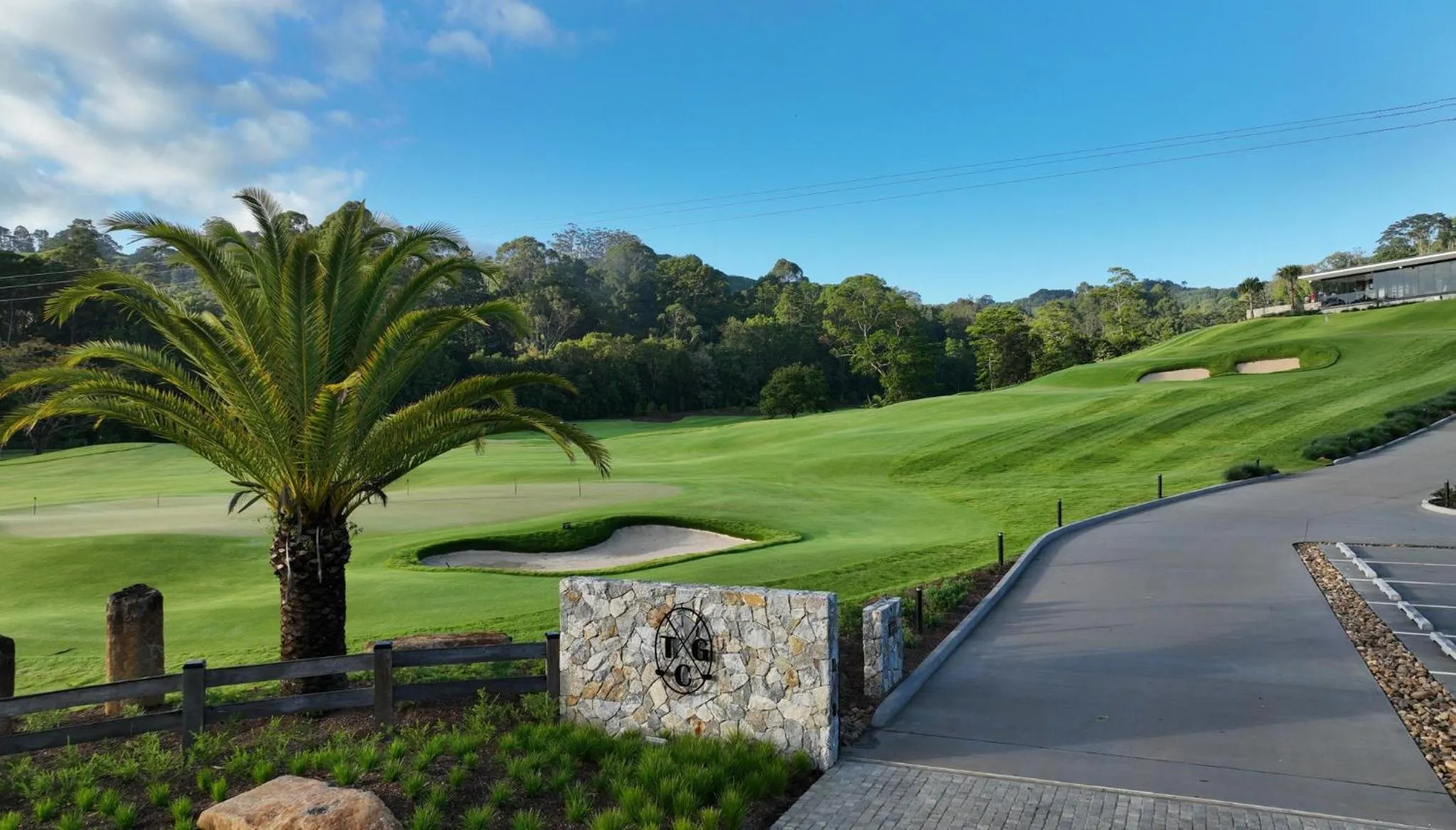 Golfcourse in Tallaringa Views