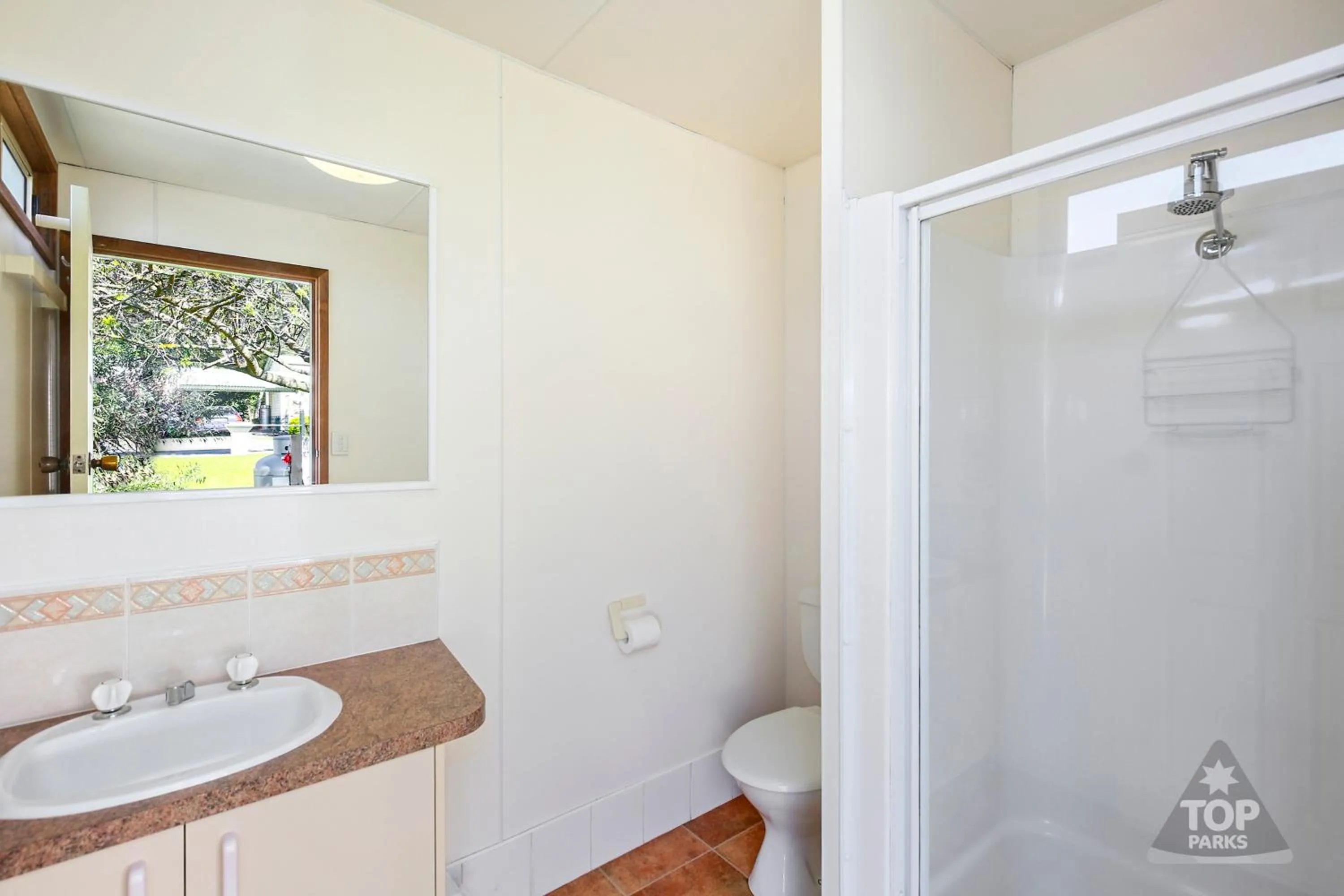 Shower in Enclave at Healesville Holiday Park