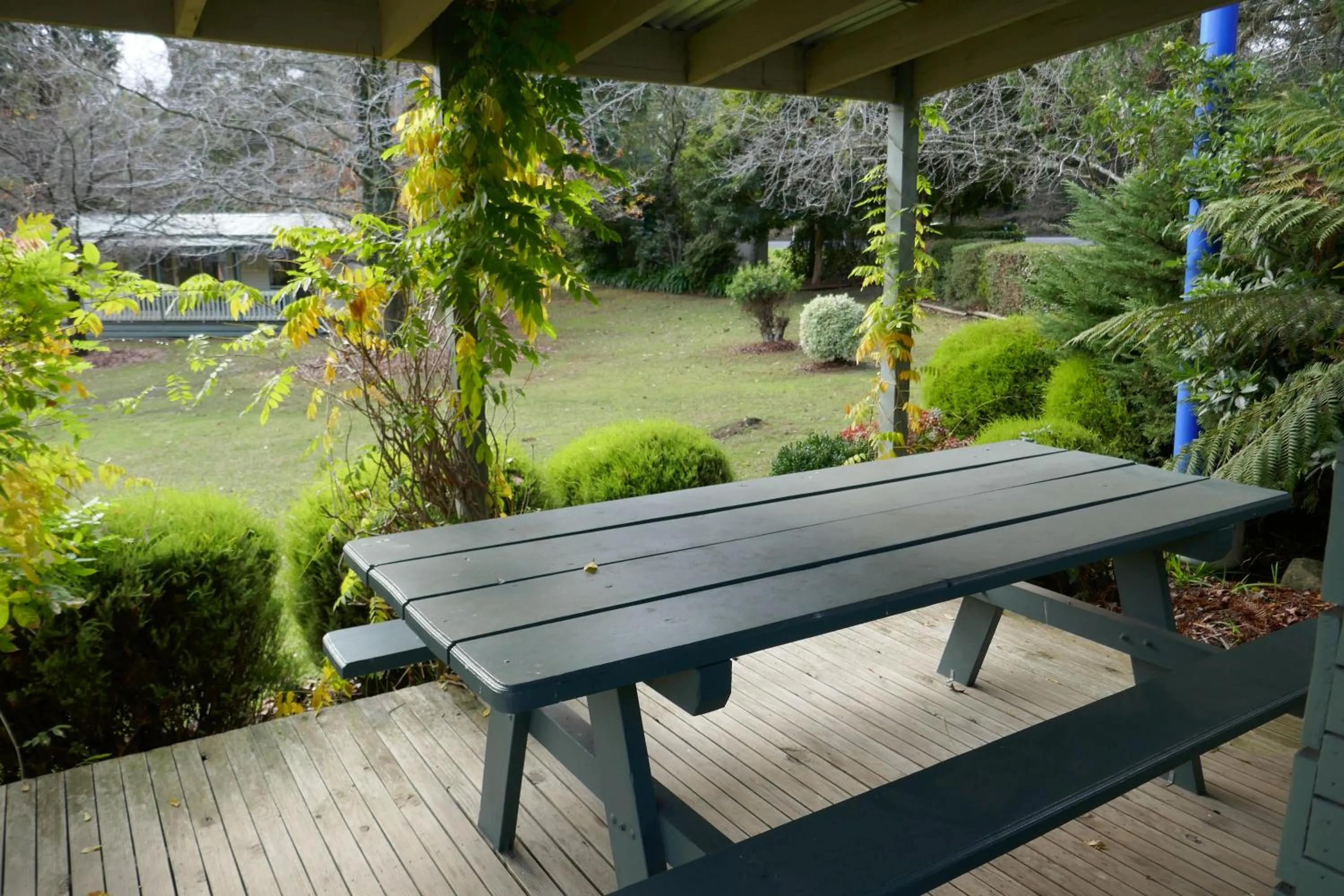 BBQ facilities in Enclave at Healesville Holiday Park