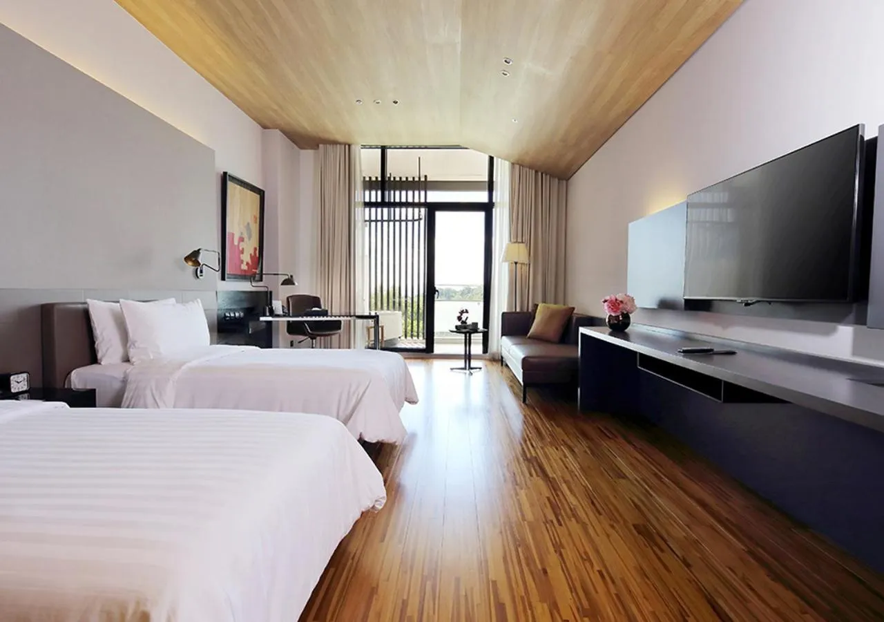 Bedroom, Bed in Midori Clark Hotel and Casino