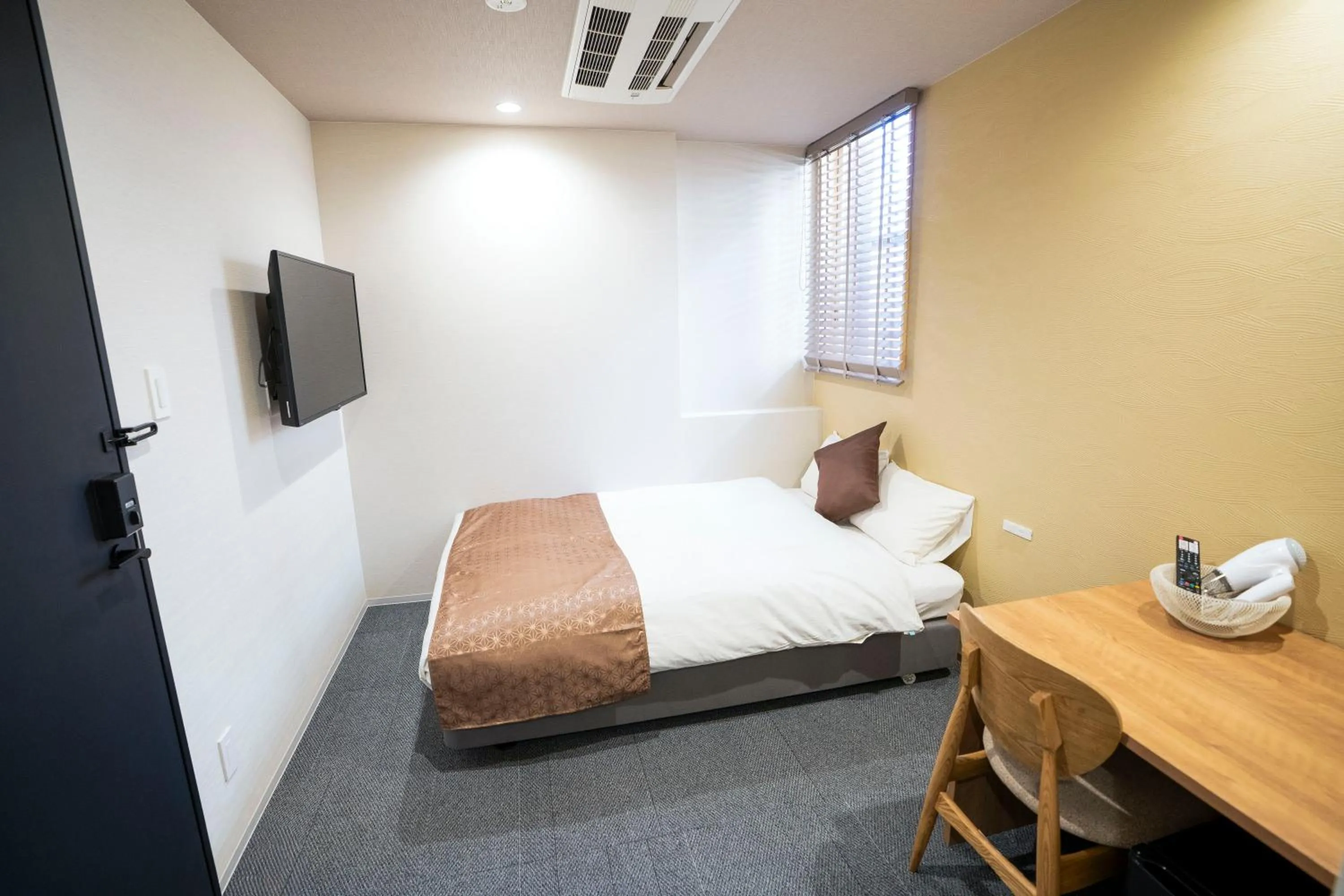 Hotel S-Presso Namba Ekimae