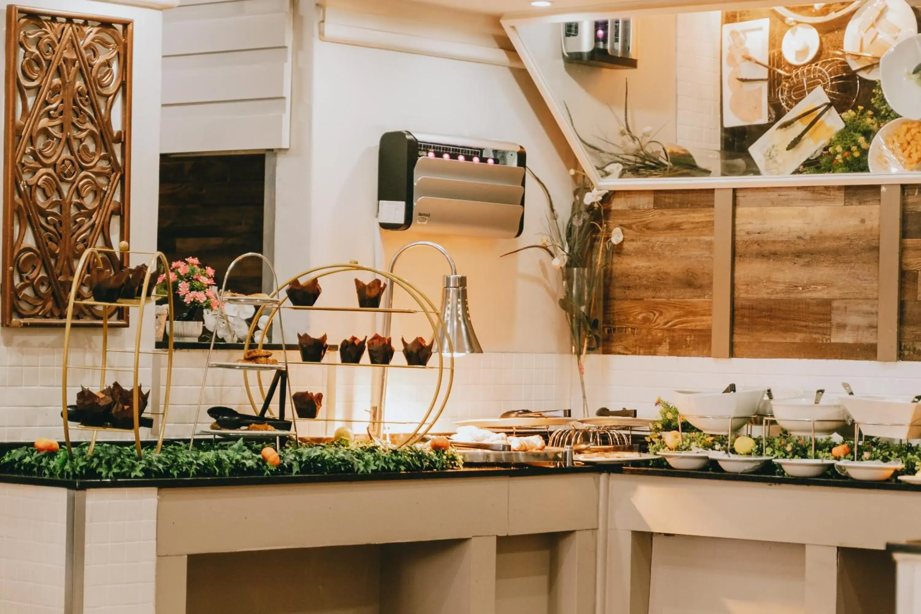 Breakfast in The Riverside Hotel Breakfast in The Riverside Hotel