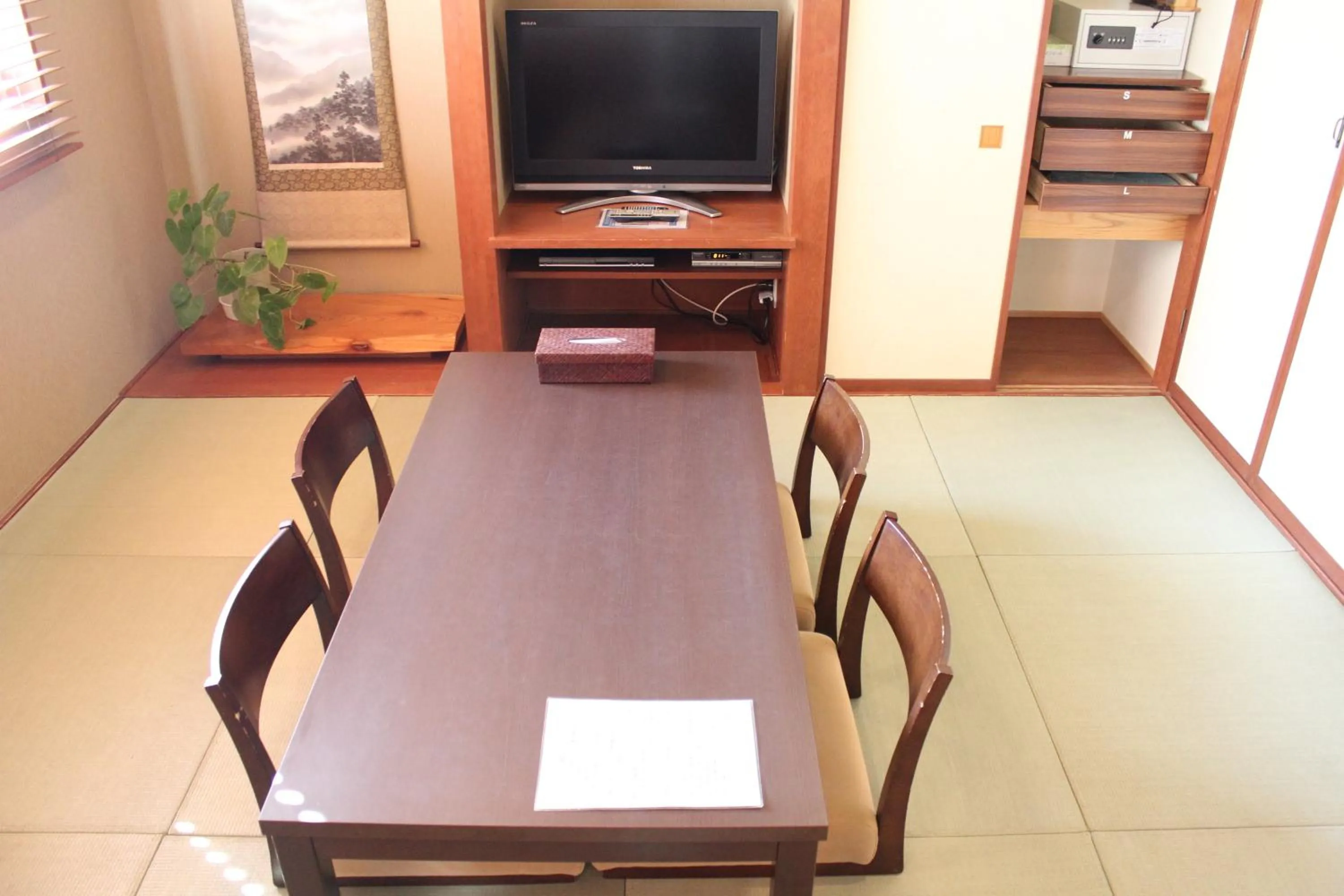 Seating area in Hotel Saika