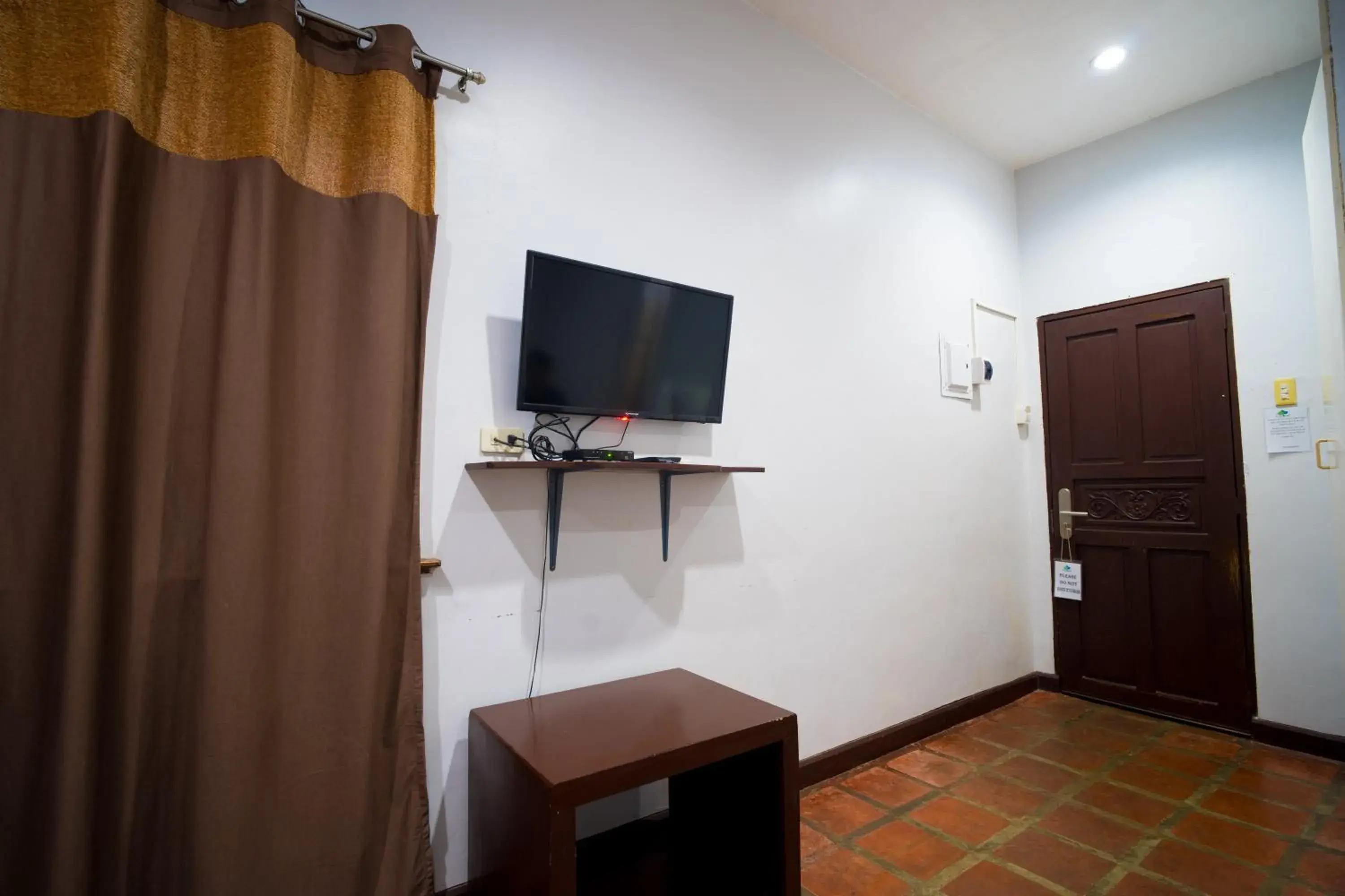 Lisland Rainforest Resort Lisland Rainforest Resort