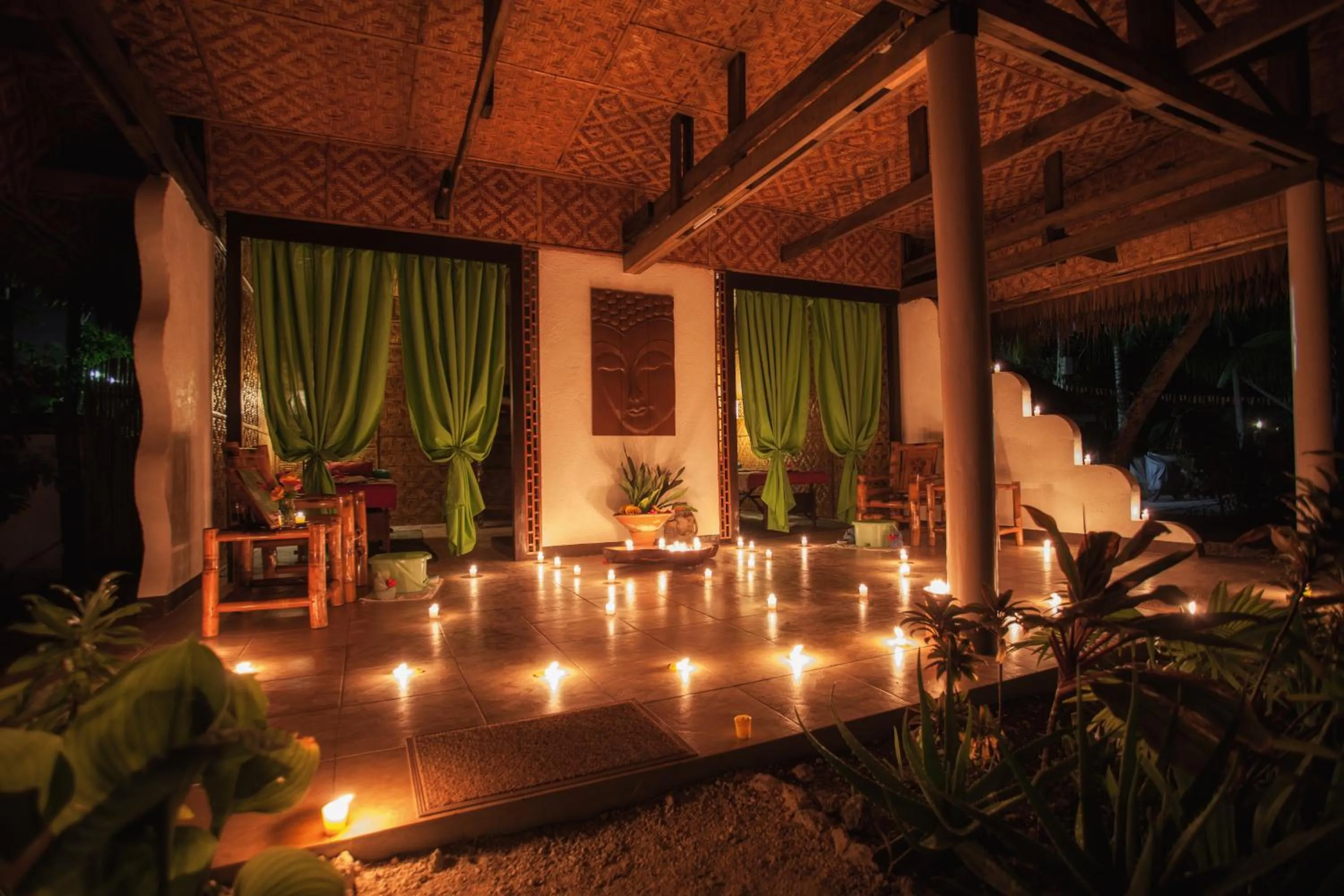 Pura Vida Cabilao Resort