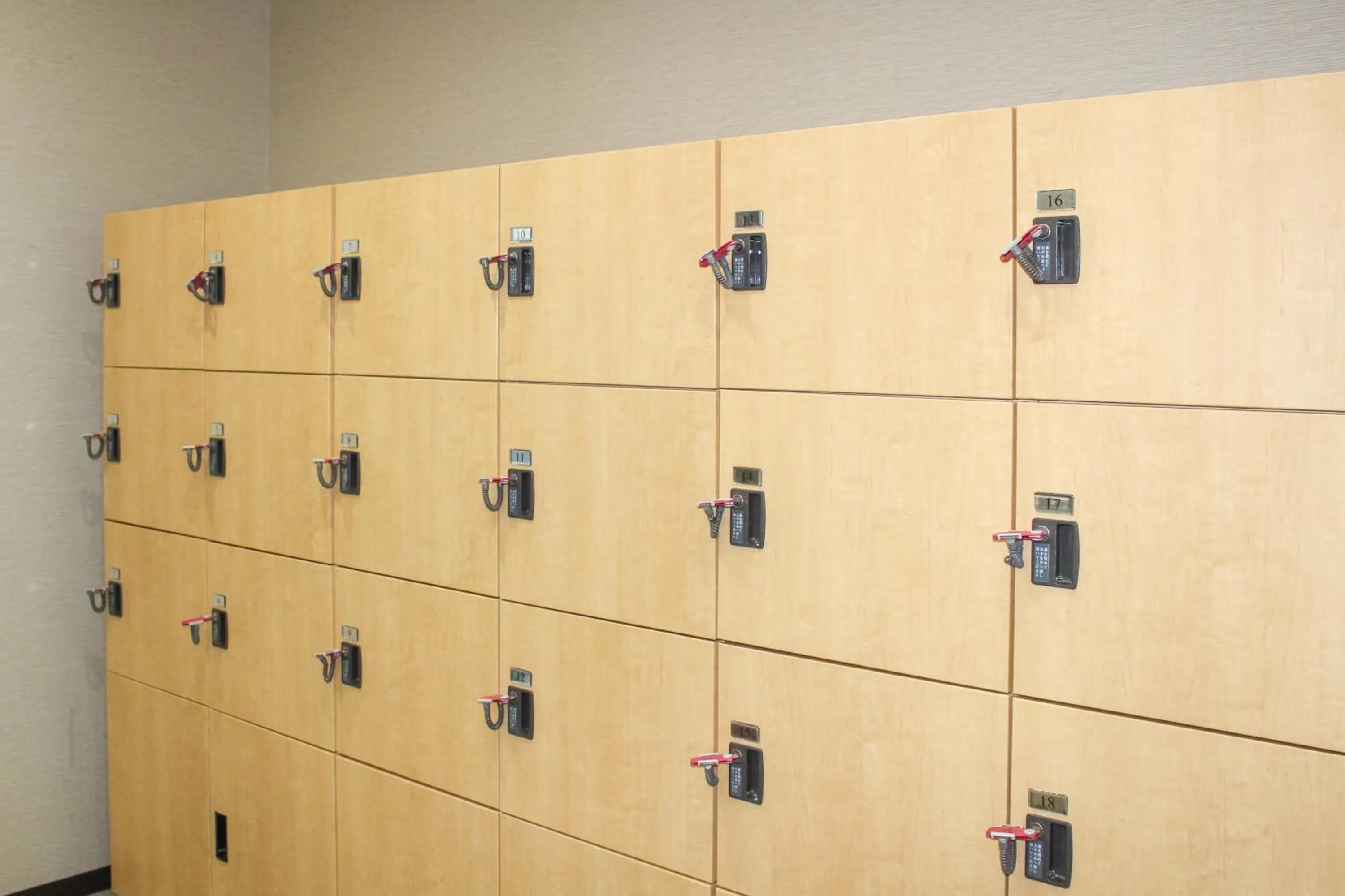 Almont Hotel Naha Kenchomae