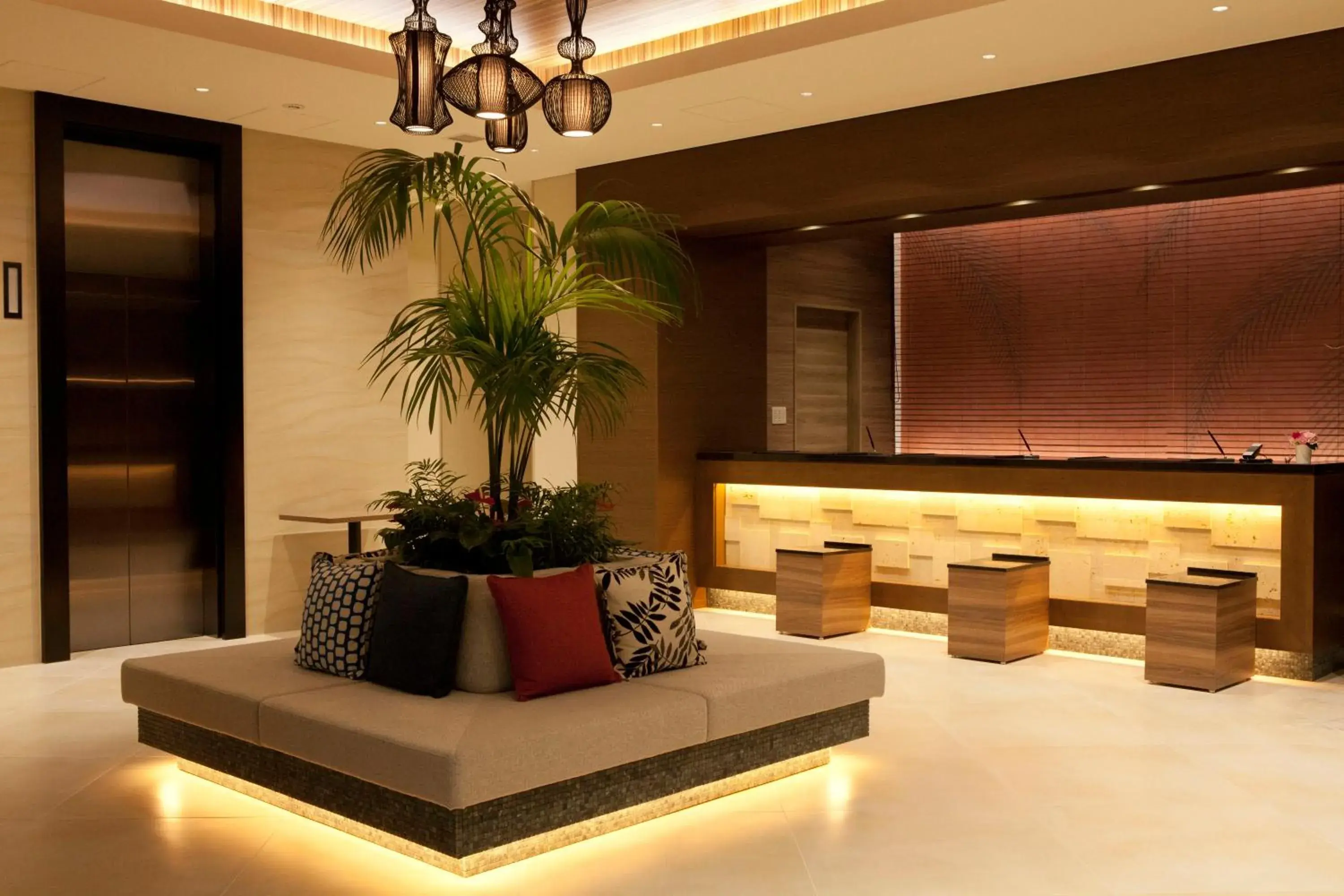 Lobby or reception in Almont Hotel Naha Kenchomae Lobby or reception in Almont Hotel Naha Kenchomae