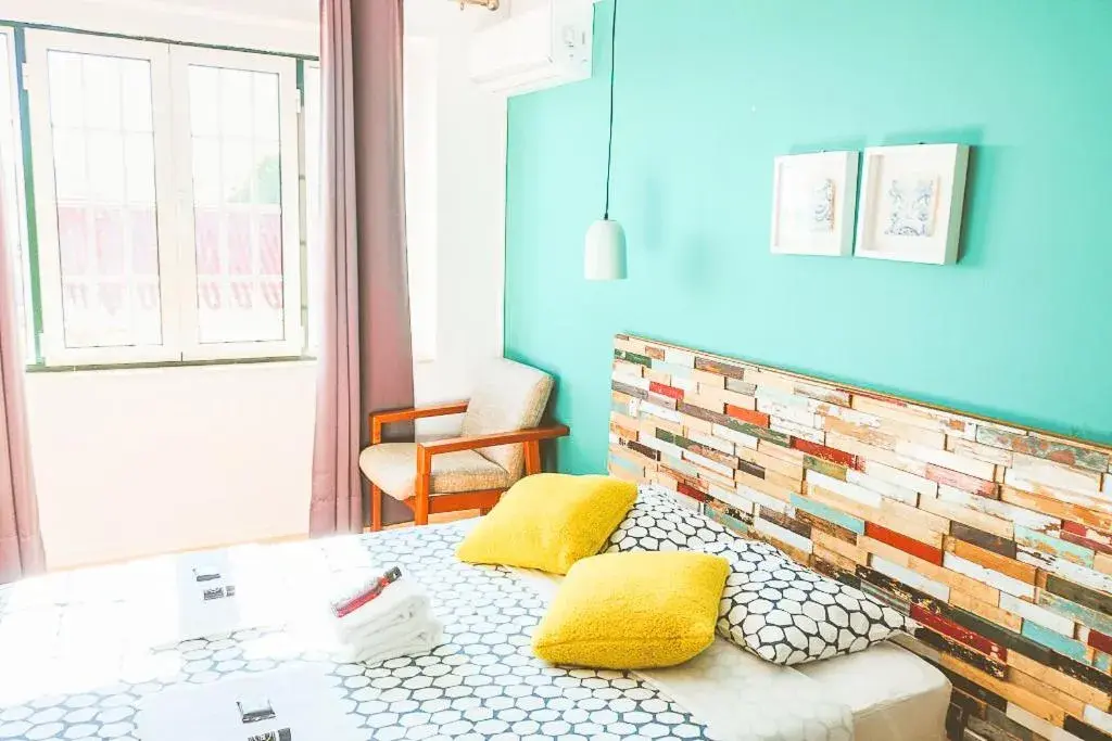 Bed in WOT New Lisbon Social Bed in WOT New Lisbon Social