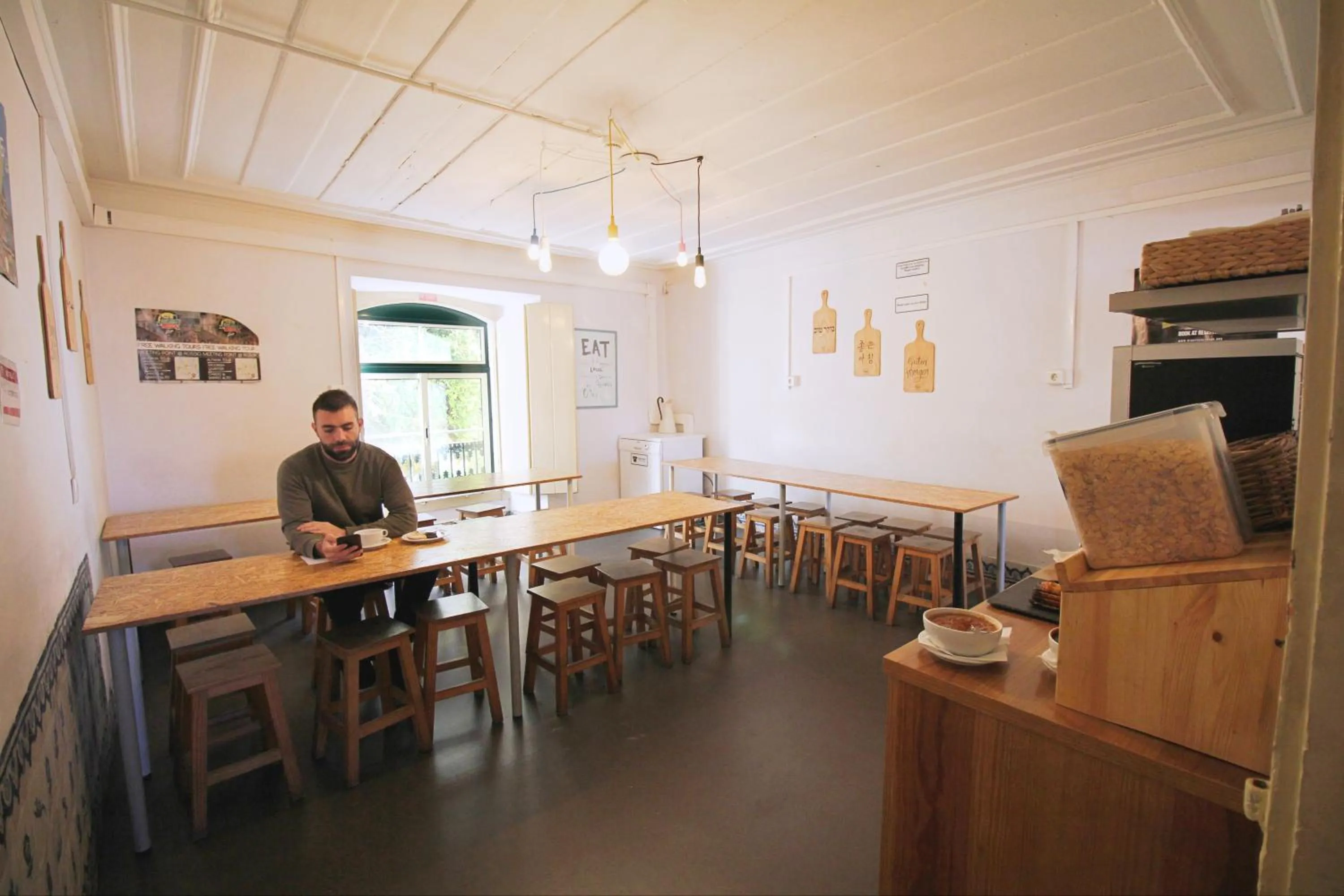 Coffee/tea facilities in WOT New Lisbon Social