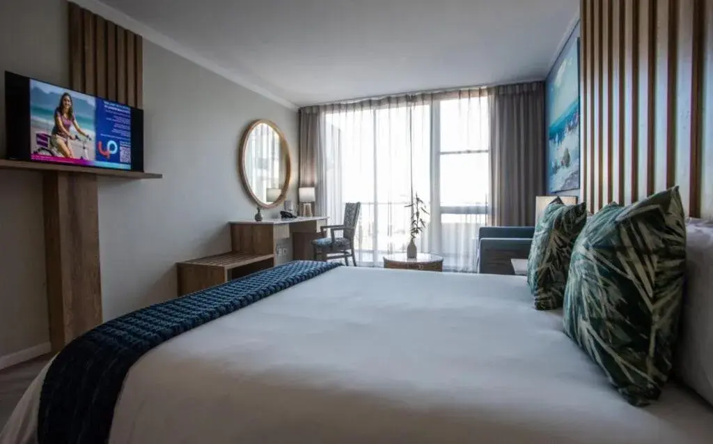 Classic Courtyard Facing King or Twin Room - single occupancy in Lagoon Beach Hotel & Spa Classic Courtyard Facing King or Twin Room - single occupancy in Lagoon Beach Hotel & Spa