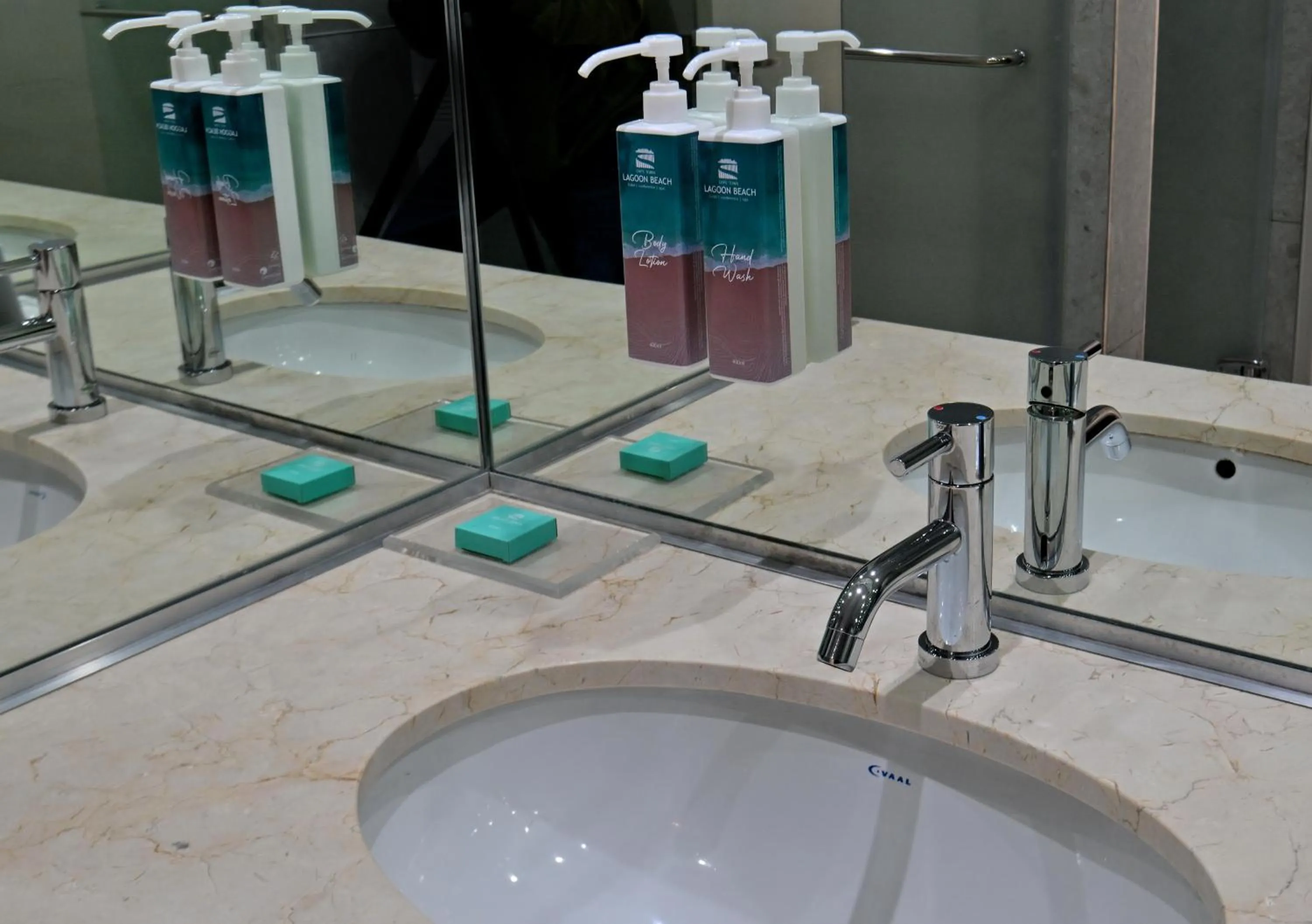 Lagoon Beach Hotel & Spa