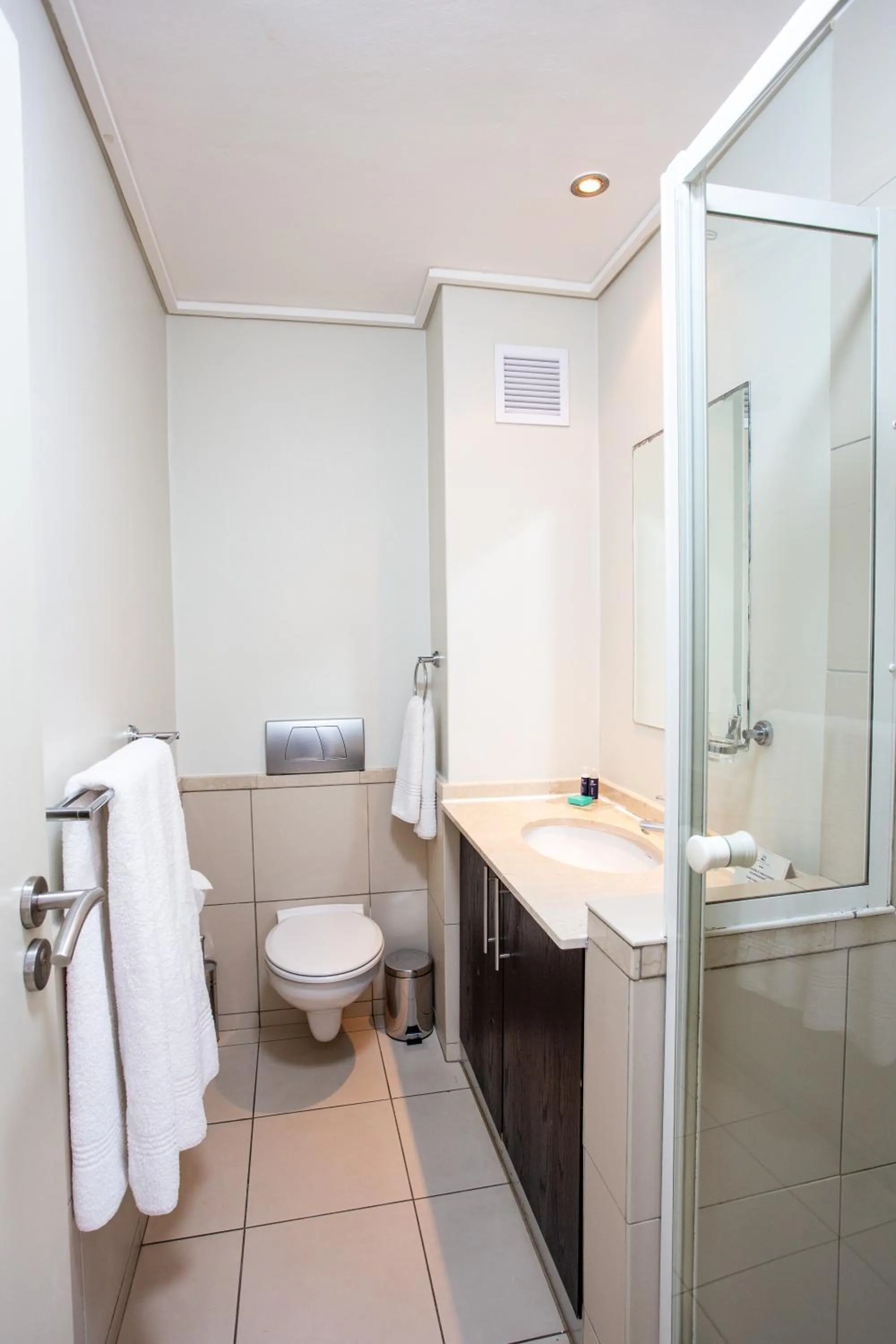 Shower in Lagoon Beach Hotel & Spa