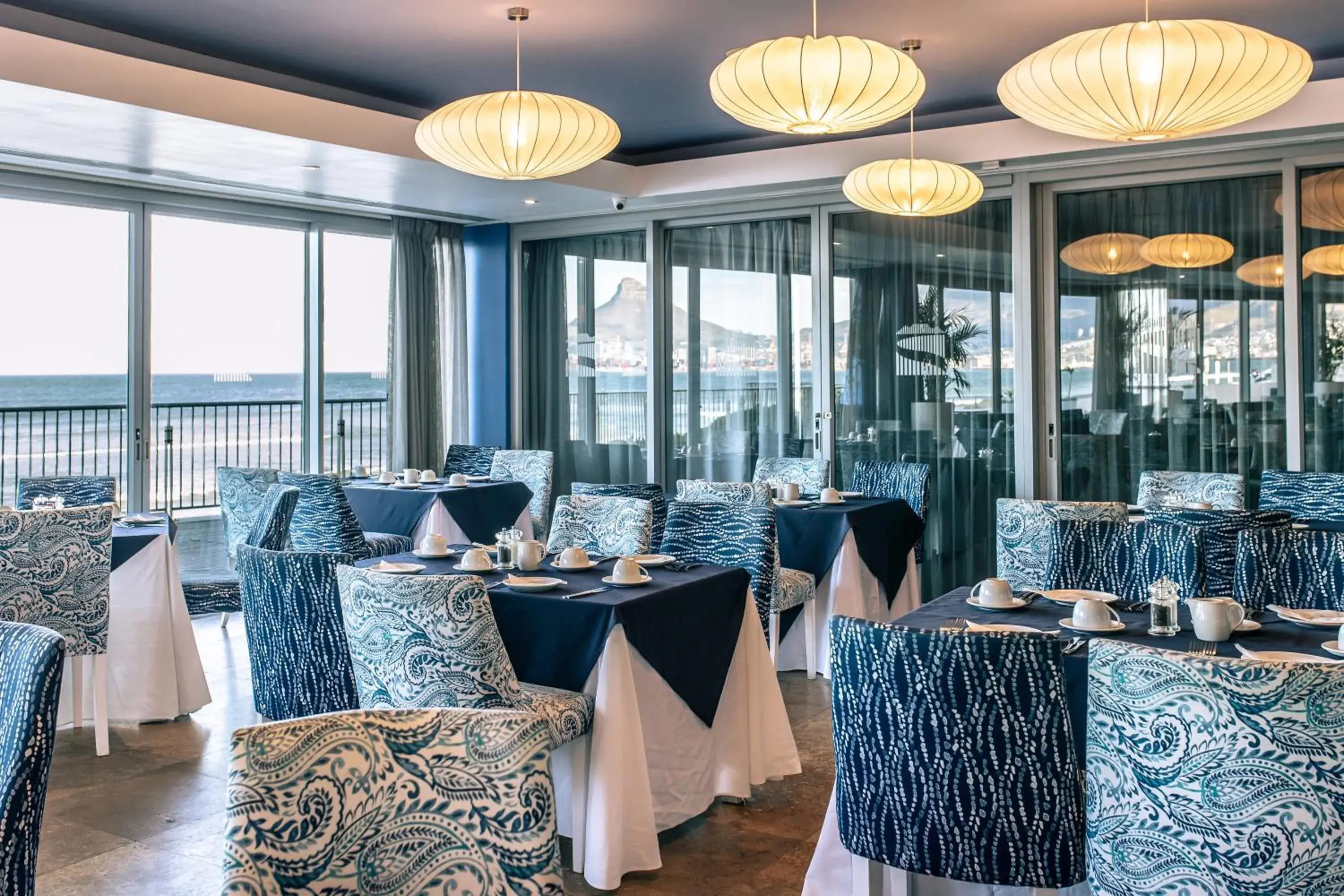 Restaurant/places to eat in Lagoon Beach Hotel & Spa Restaurant/places to eat in Lagoon Beach Hotel & Spa